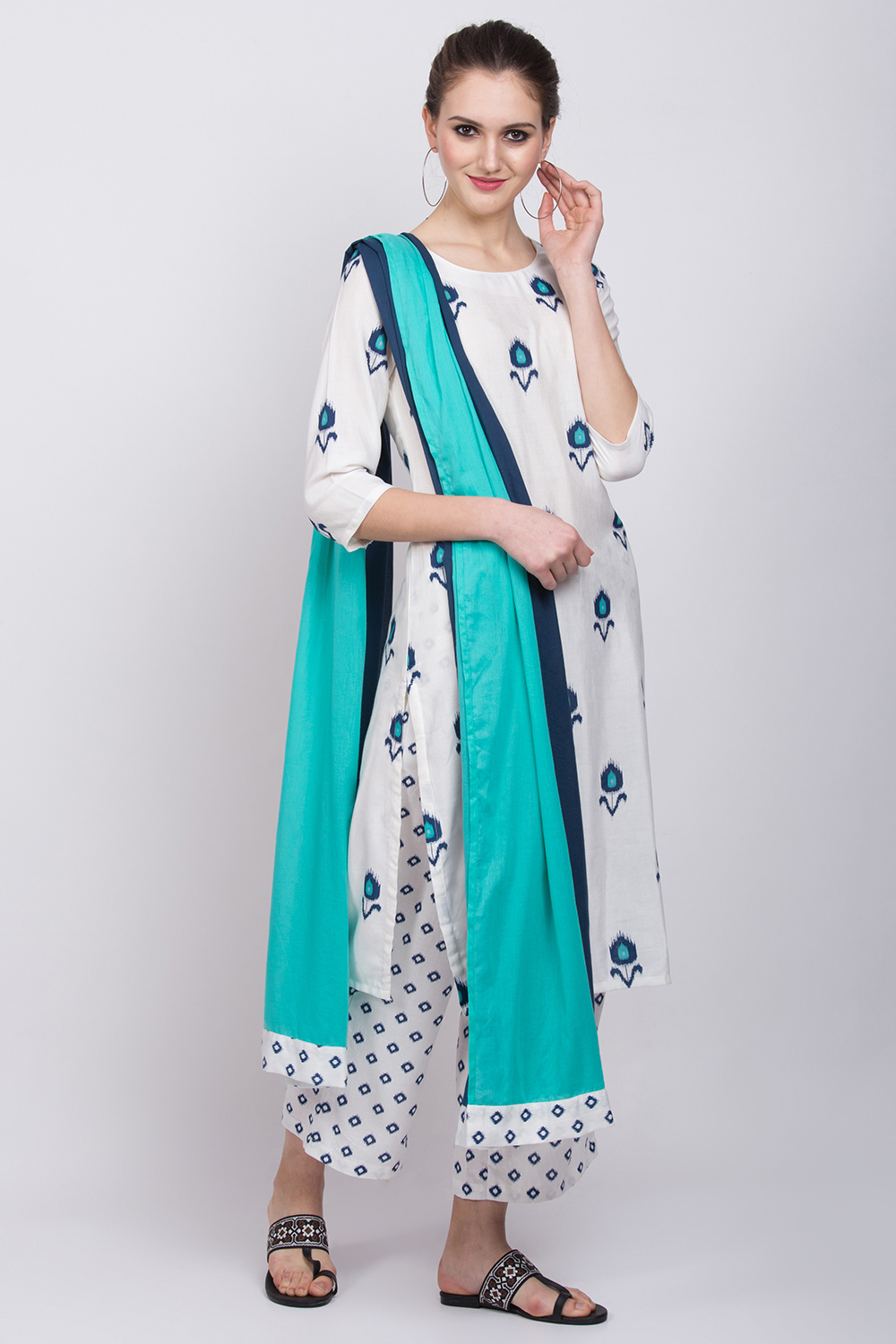 Off White Viscose Straight Suit Set image number 3