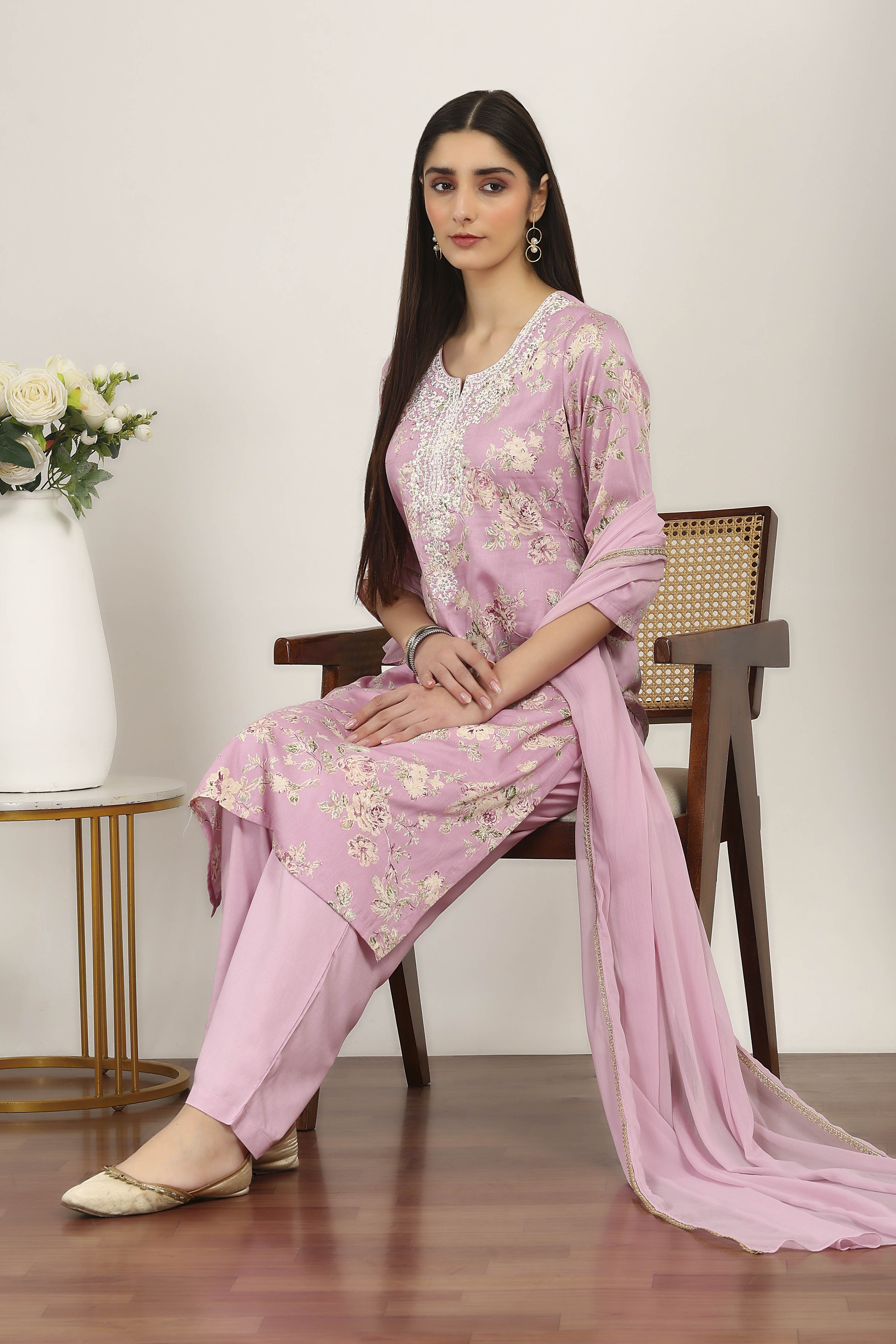 Green Cotton Straight Suit Sets image number 0