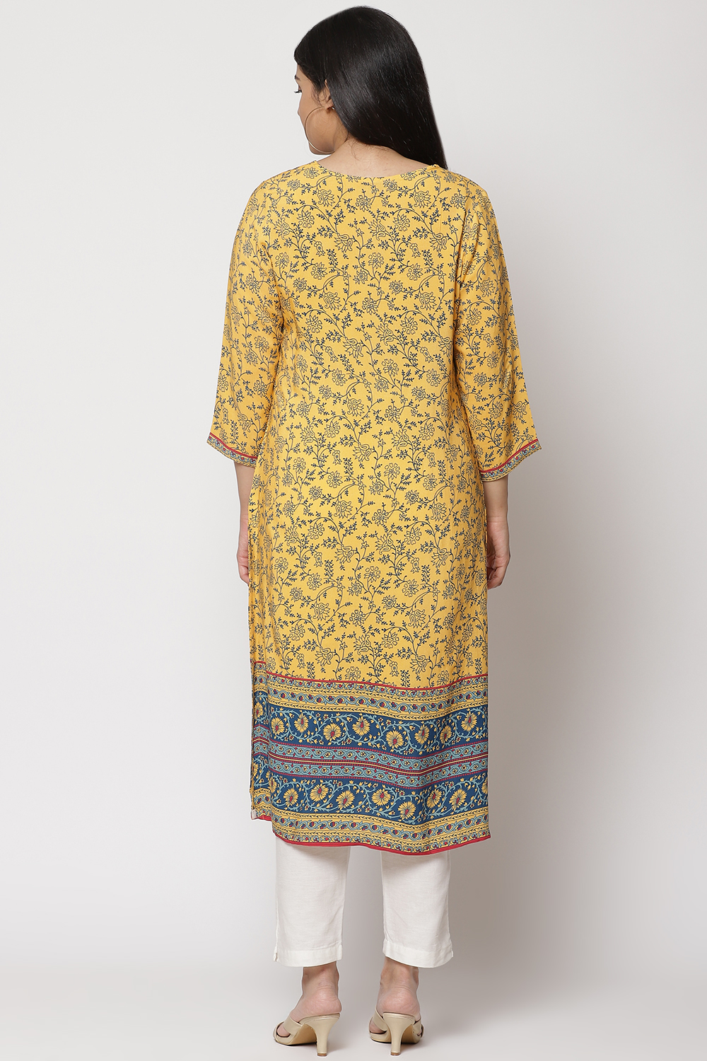 Yellow LIVA Straight Kurta image number 4