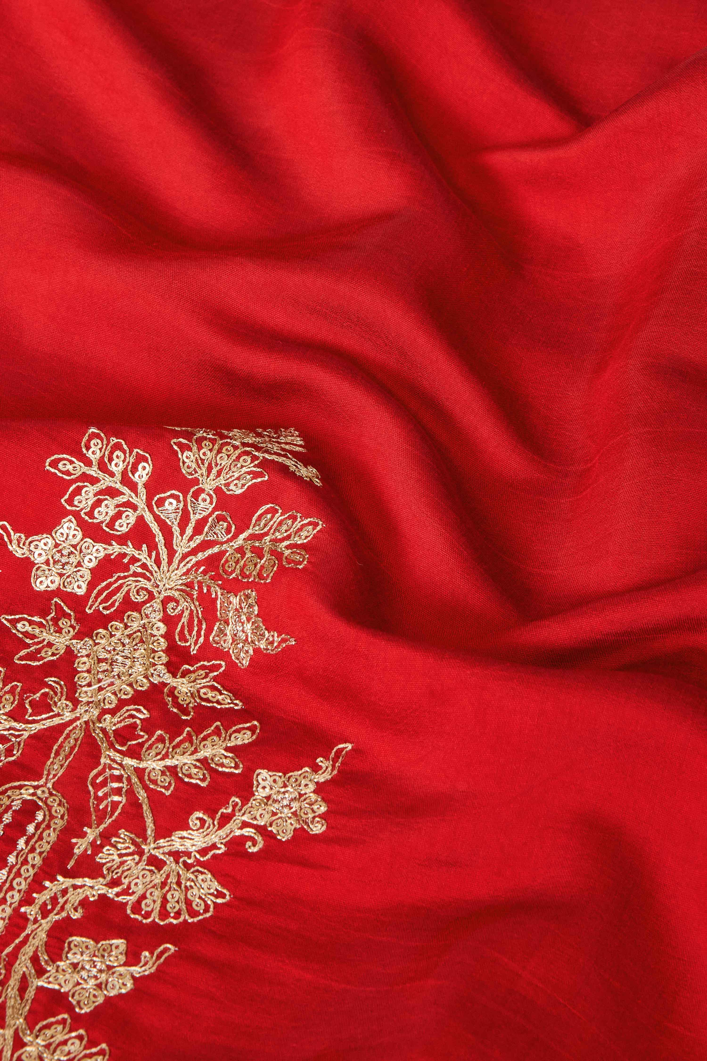Red Viscose Blend Straight Solid Suit Set image number 3