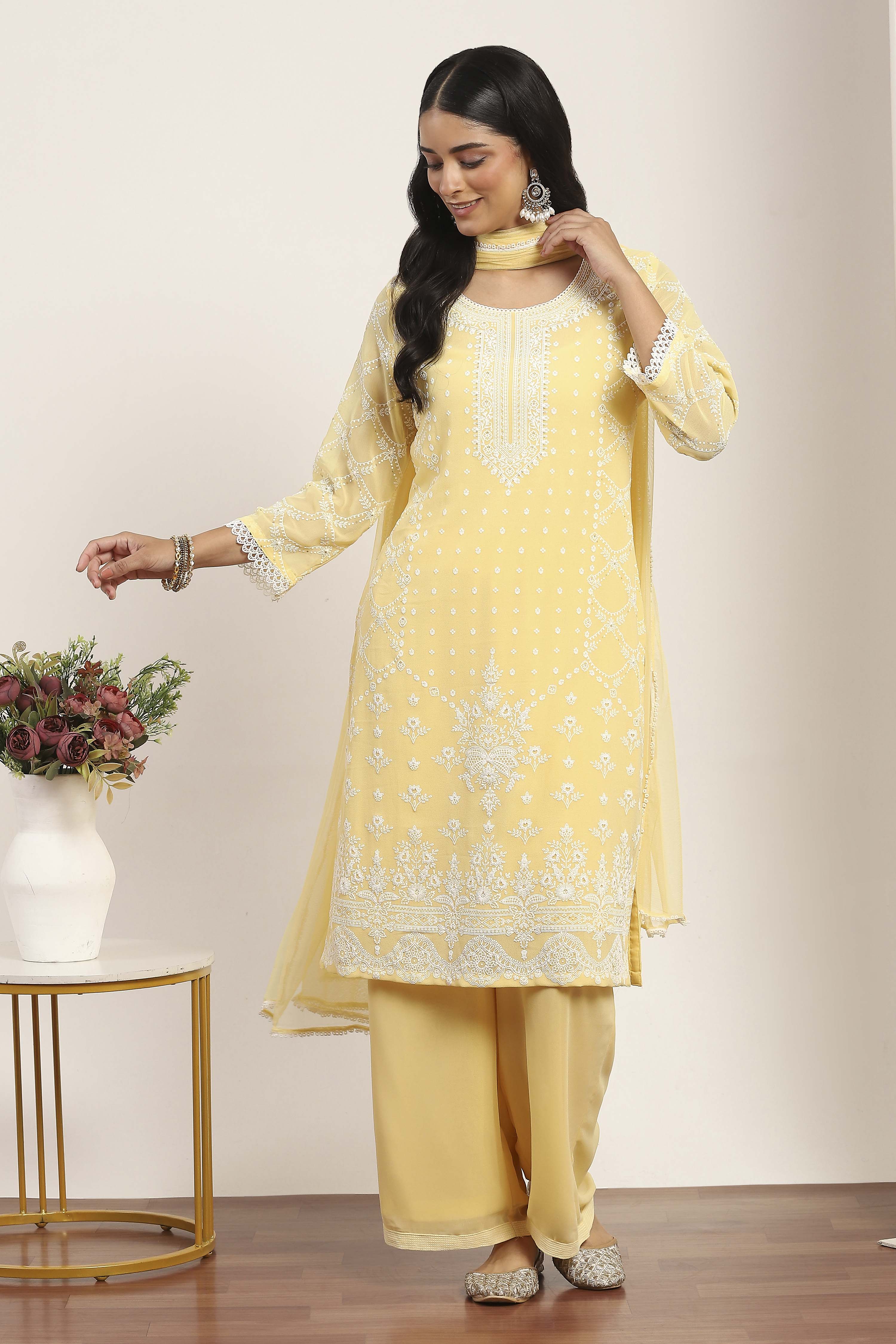 Yellow Polyester Straight Suit Sets image number 0