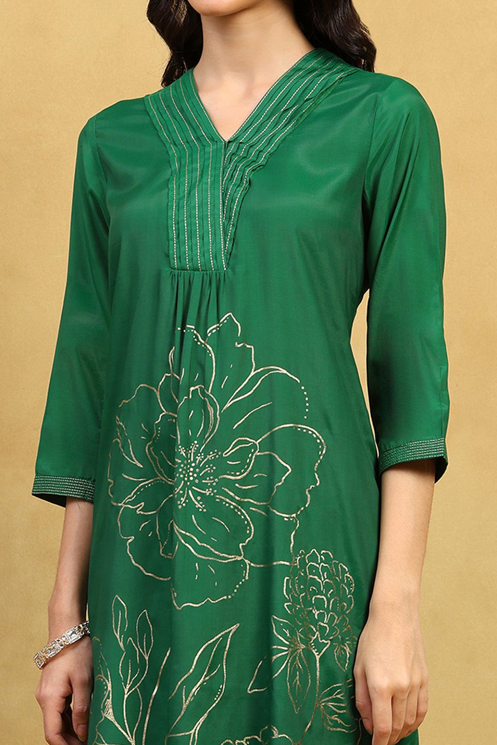 Green Viscose Rayon Printed A-Line Kurta Pants Set image number 1