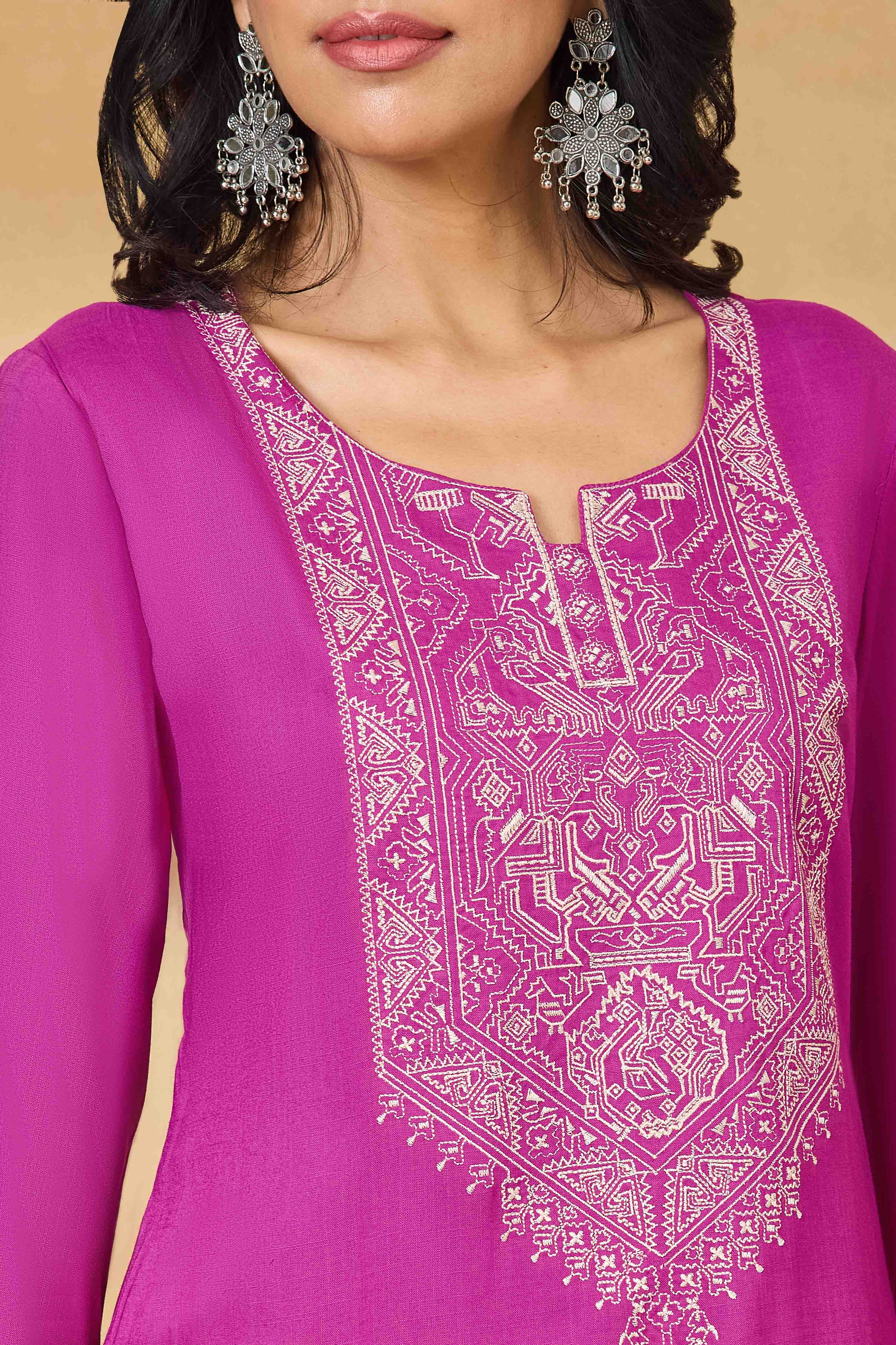 Pink Viscose Rayon Straight Solid Kurta image number 1