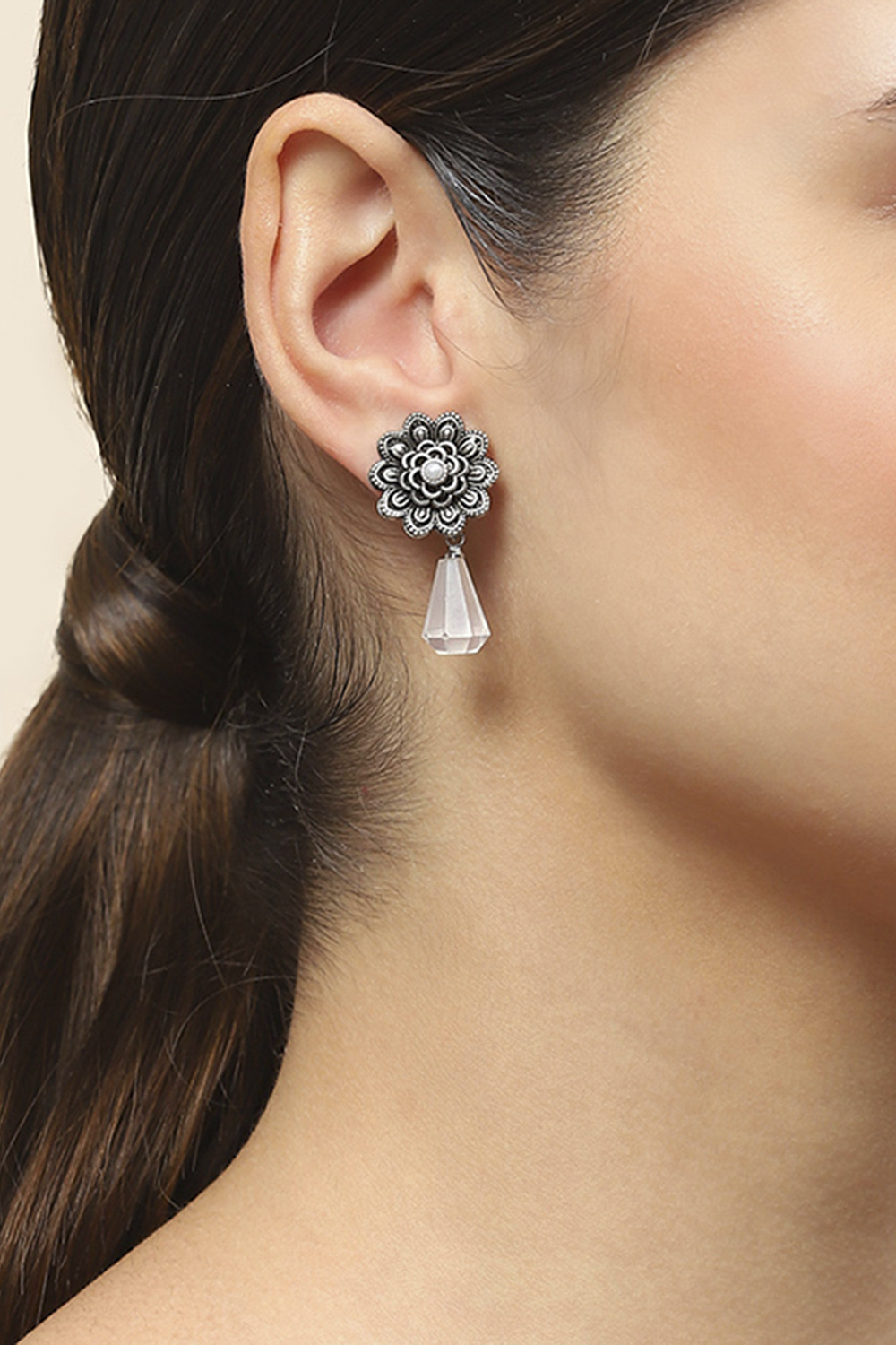 Oxidised Alloy Earrings image number 1