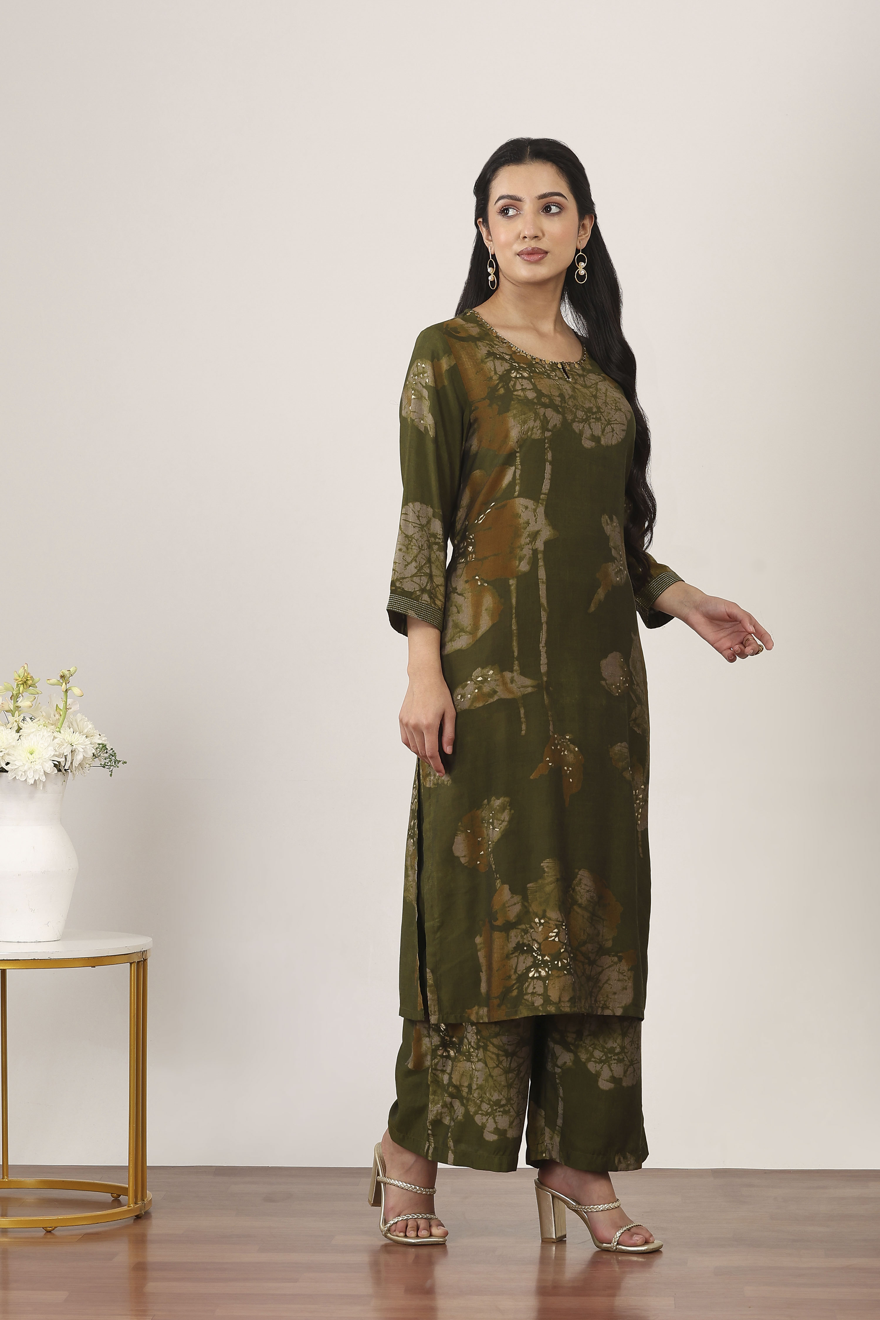 Yellow Viscose Polyester Kurta Pants Set image number 5