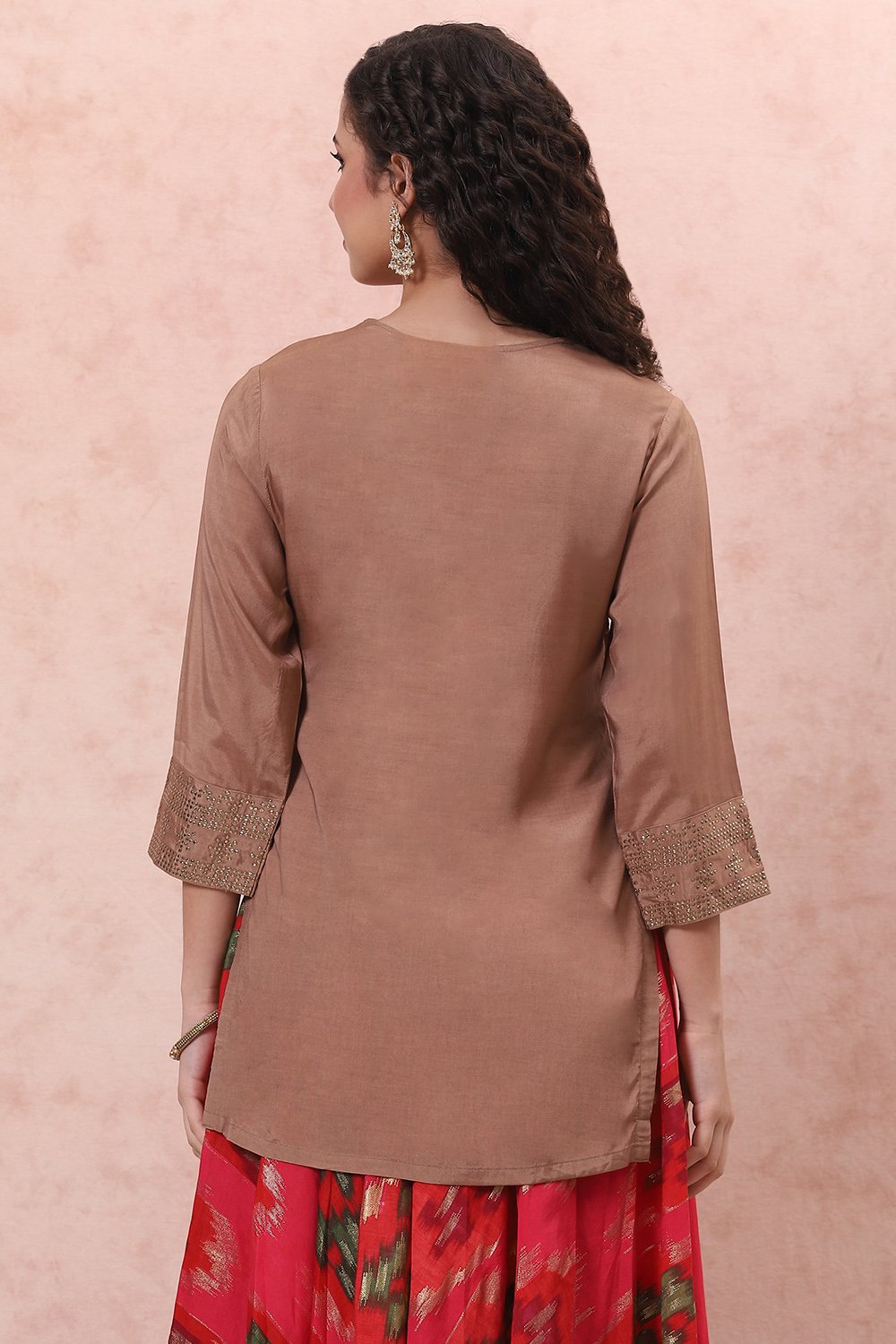 Beige LIVA Straight Indie Top image number 4