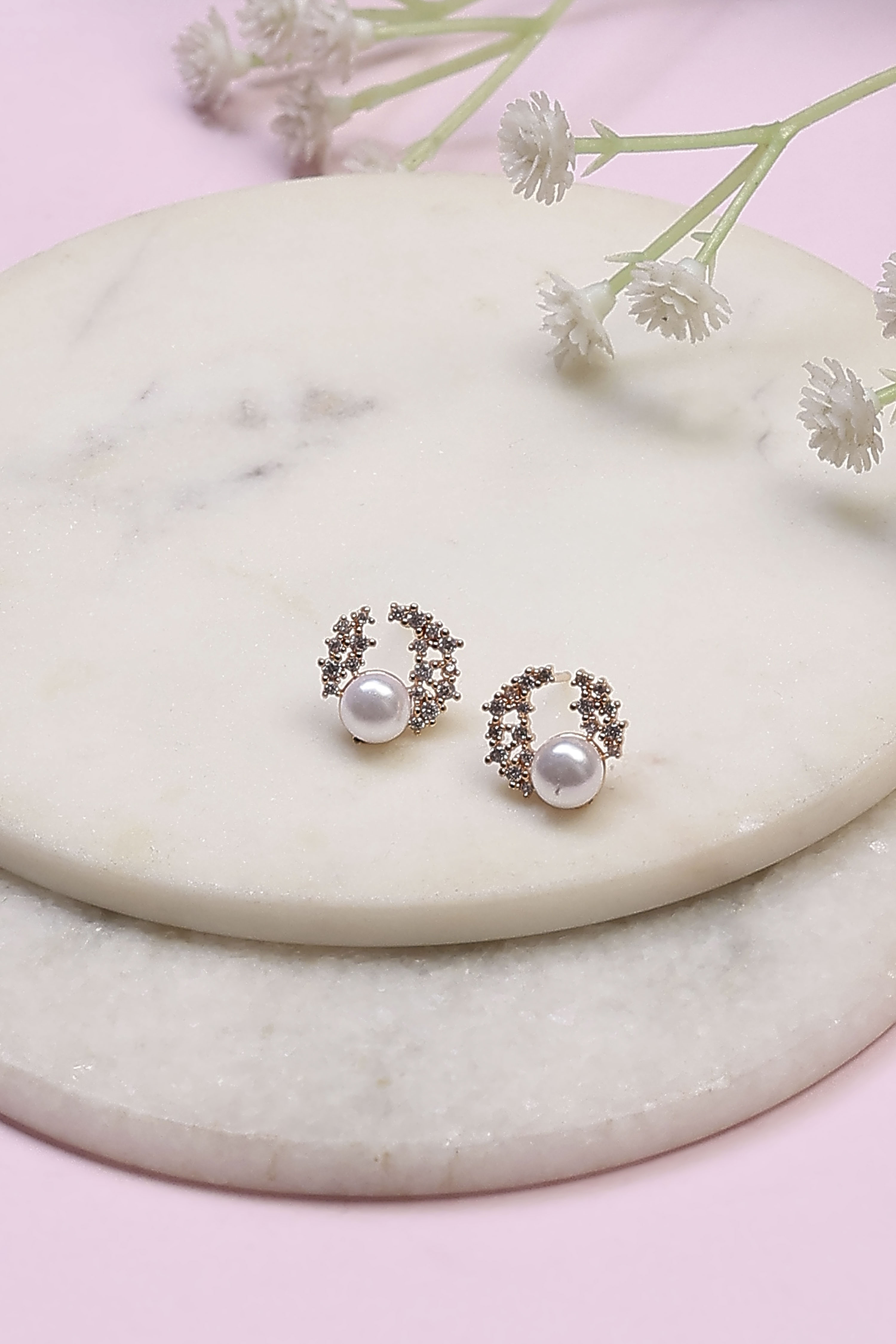 White Brass Studs image number 0