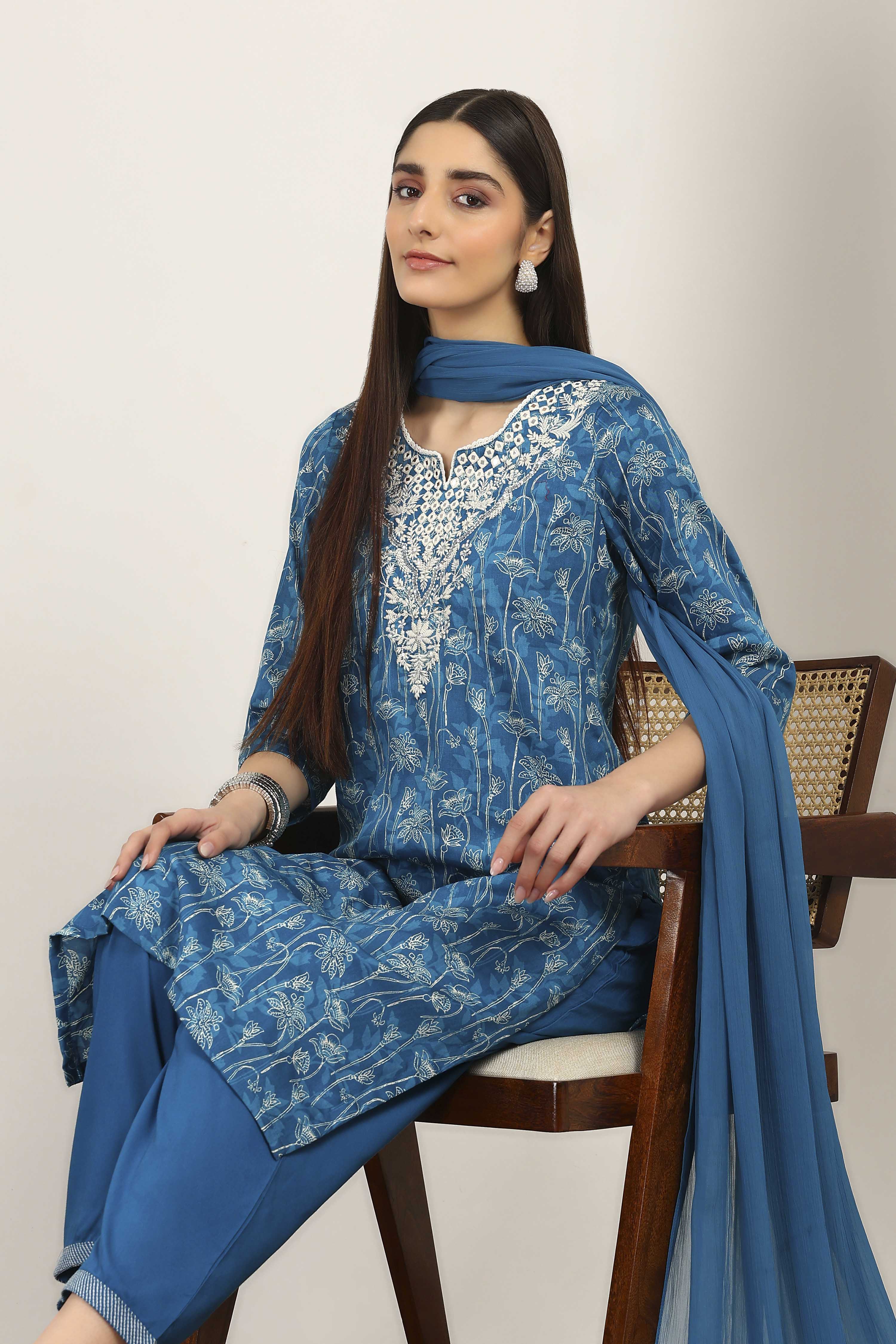 Red Cotton Straight Suit Sets image number 7