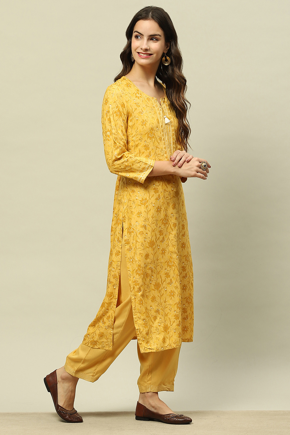 Yellow Rayon Straight Printed Kurta Salwar Suit Set image number 5