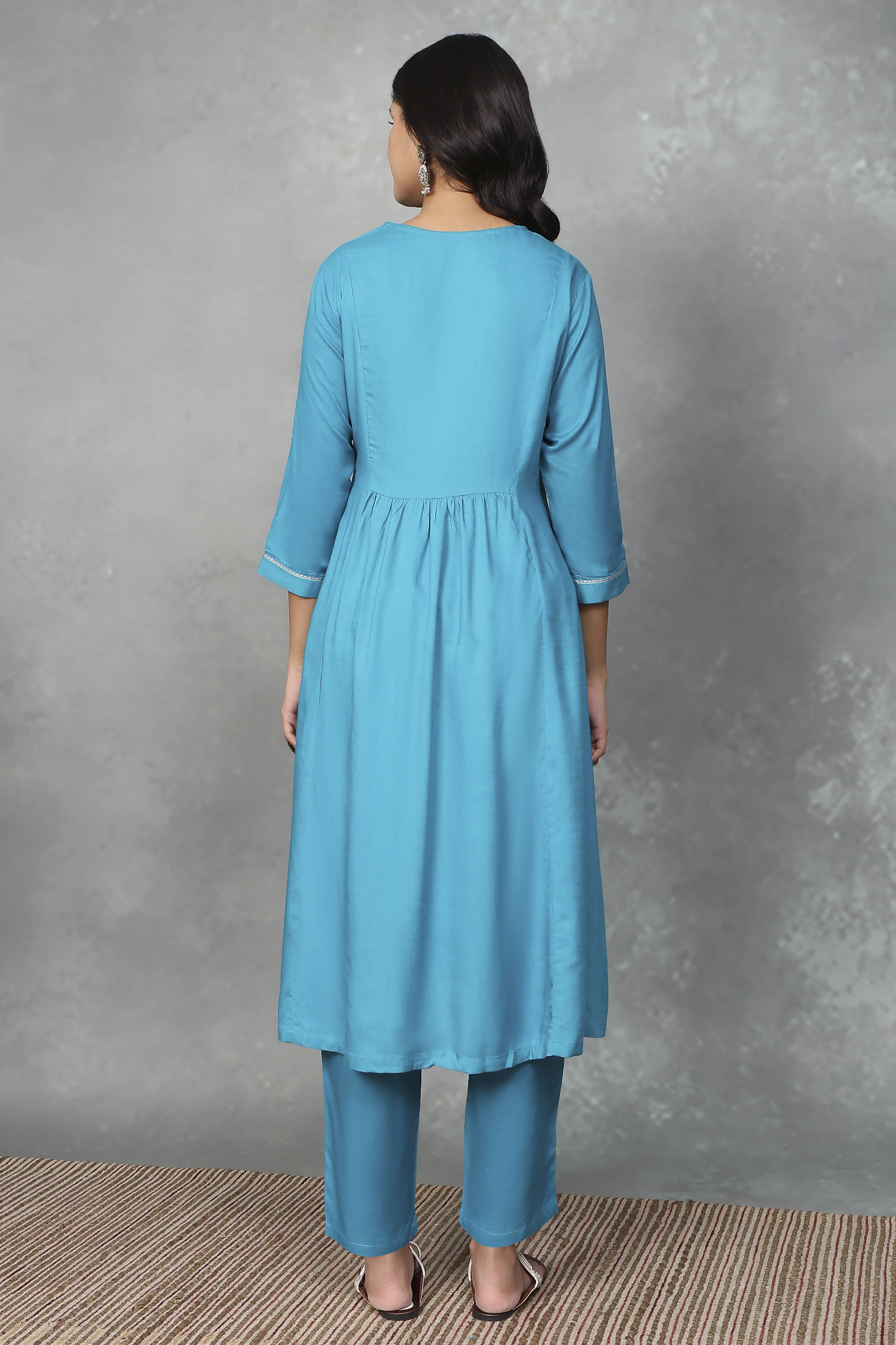 Green Rayon Kalidar Suit Sets image number 4