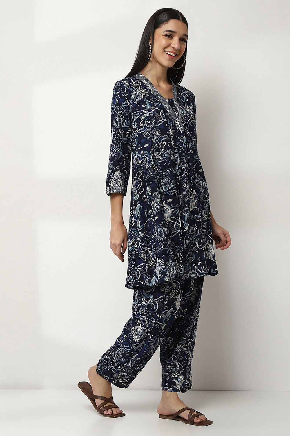 Navy Blue Printed Straight Co-ord Set image number 5