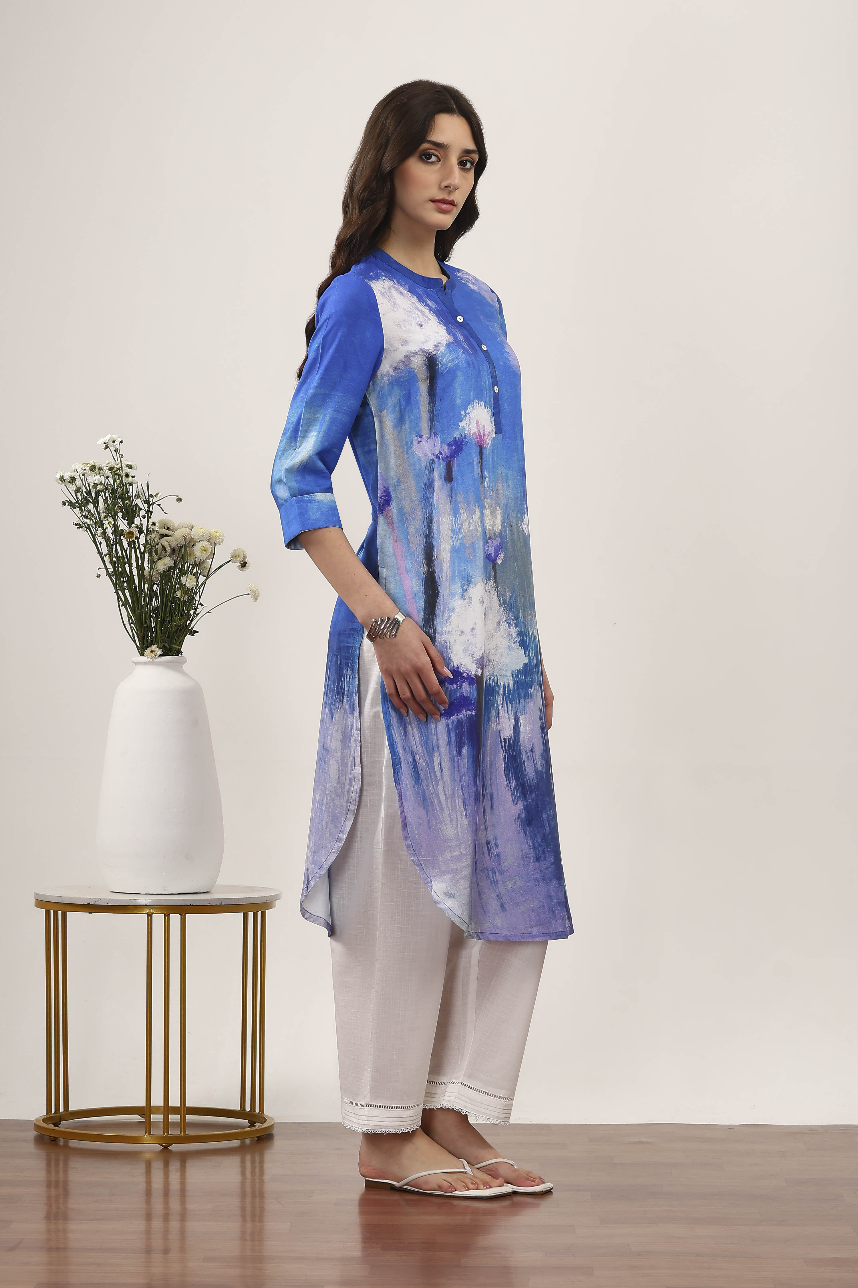 Blue Printed Straight Kurta image number 4