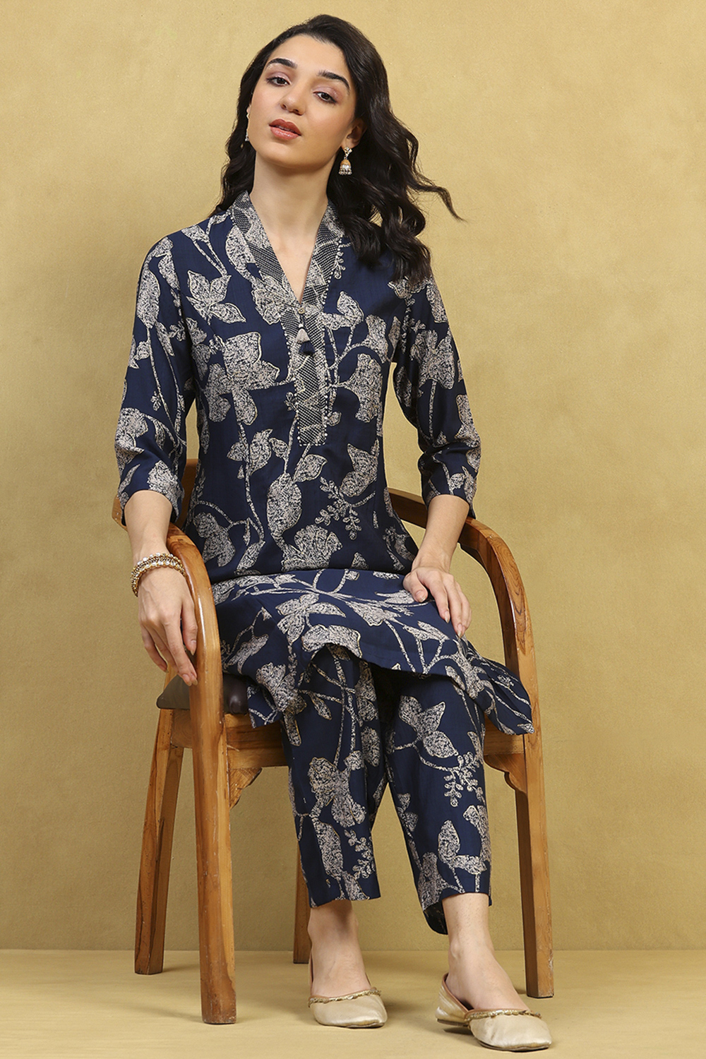 Navy Blue Viscose Blend Straight Kurta Pants Set image number 0