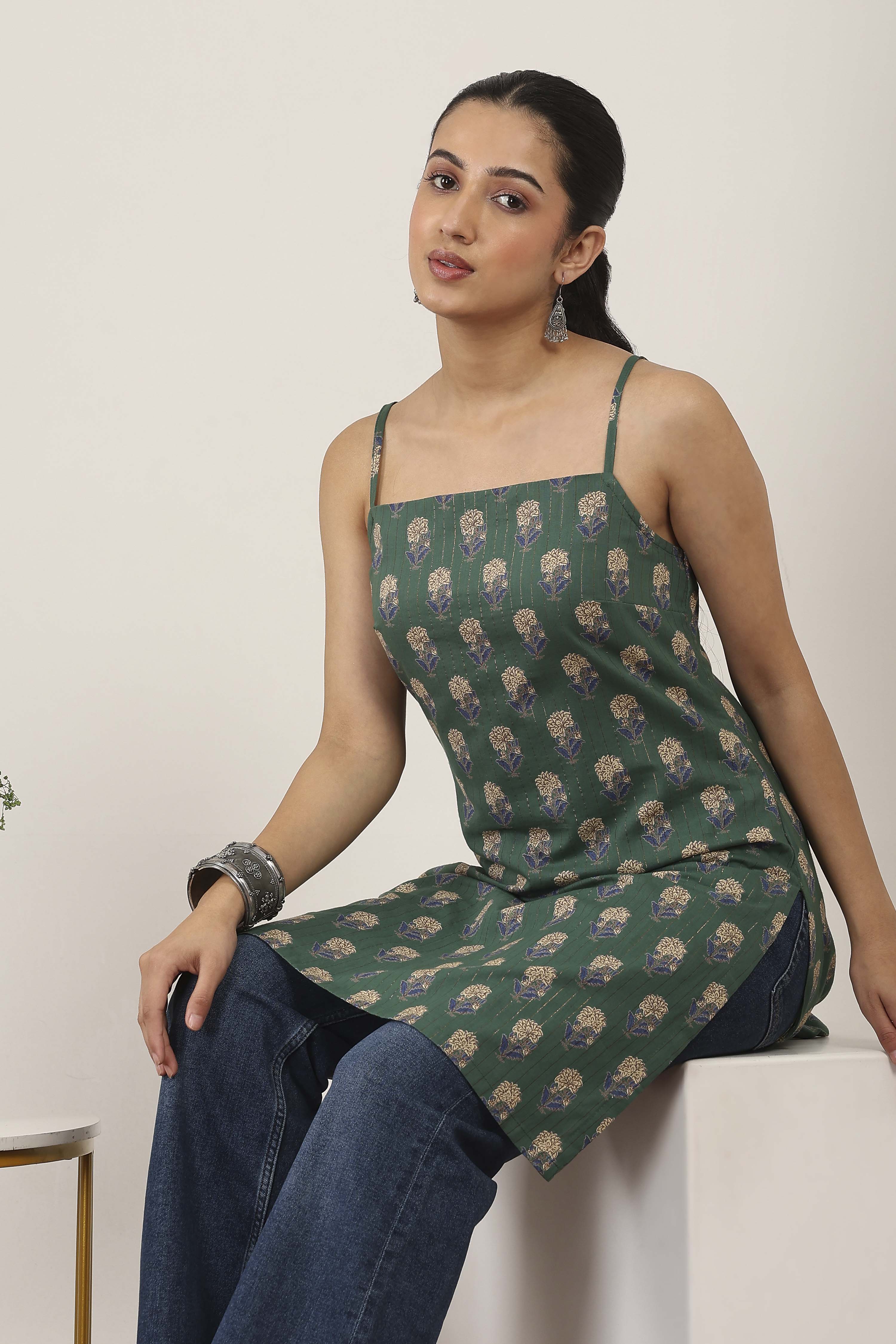 Green Cotton Straight Kurtas image number 6