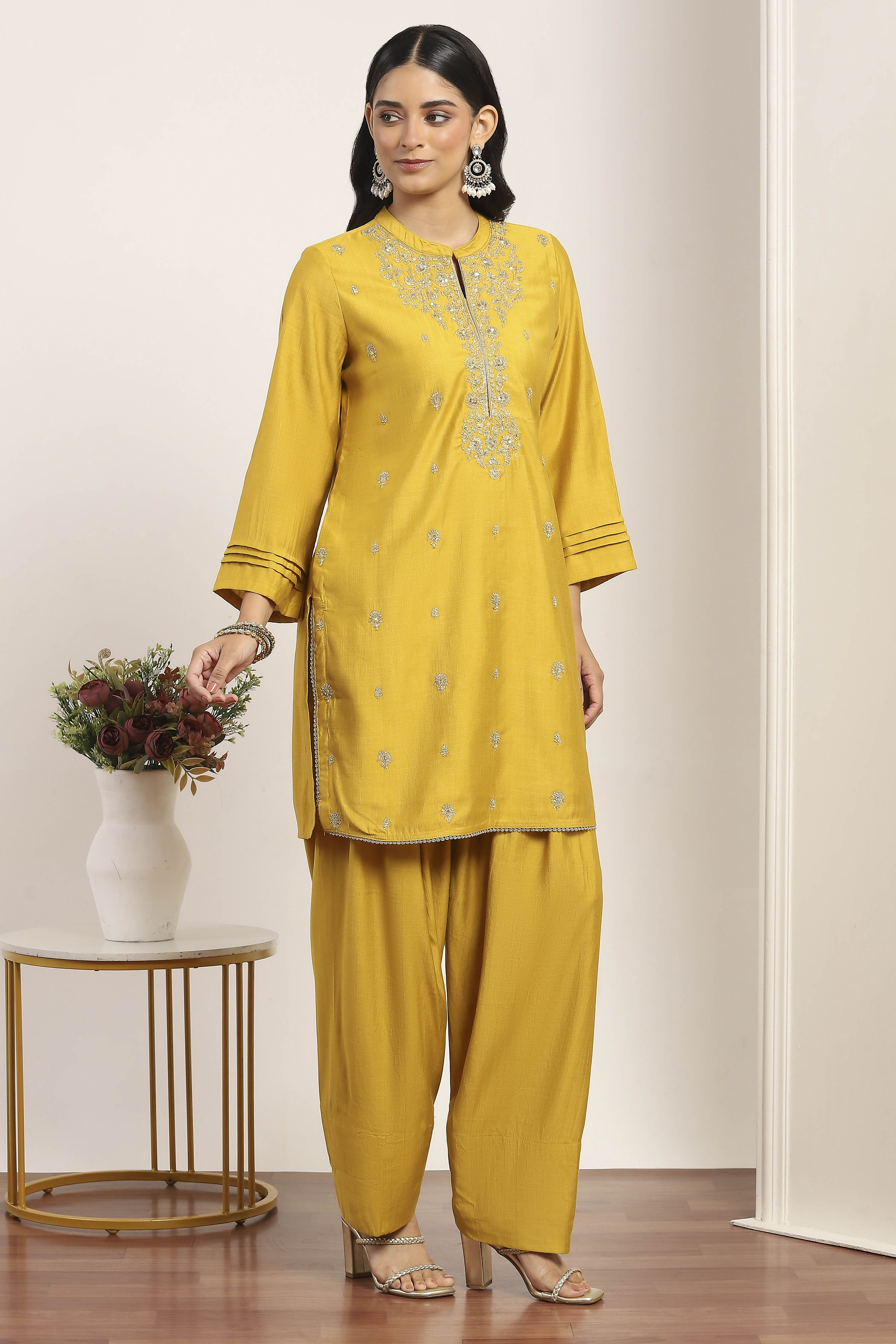 Yellow Viscose Polyester Straight Suit Sets image number 5