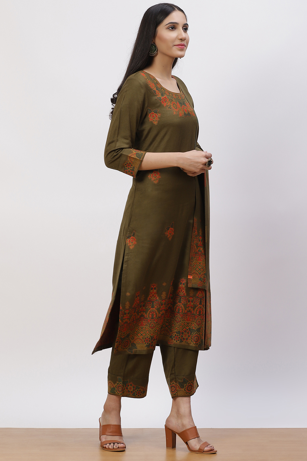 Olive Green Acrylic Straight Suit Set image number 3