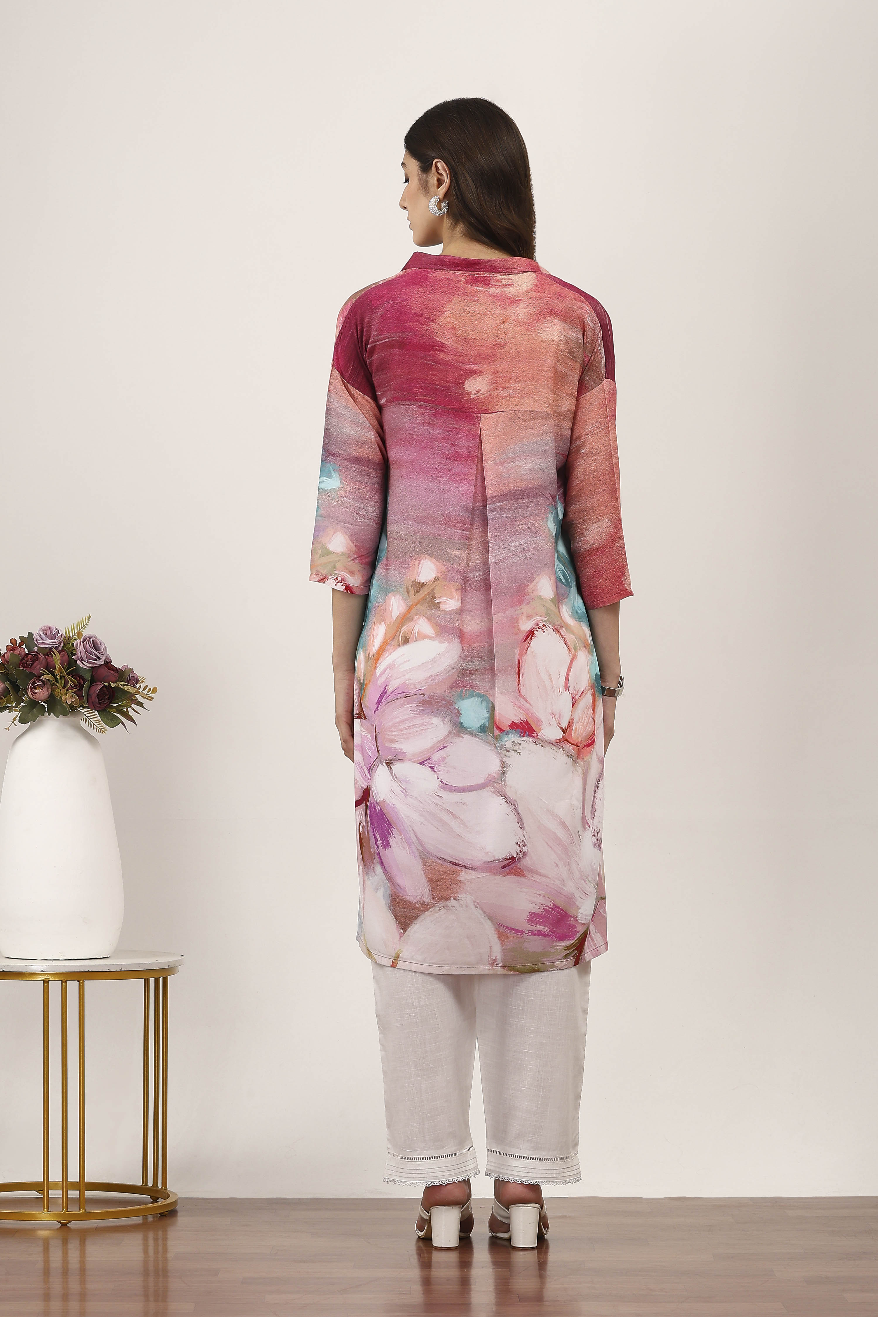 Green Rayon Straight Kurtas image number 3