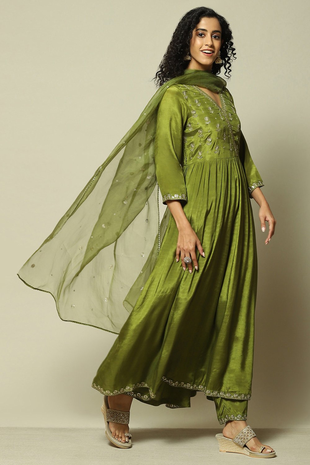 Green LIVA Kalidar Solid Kurta Palazzo Suit Set image number 6