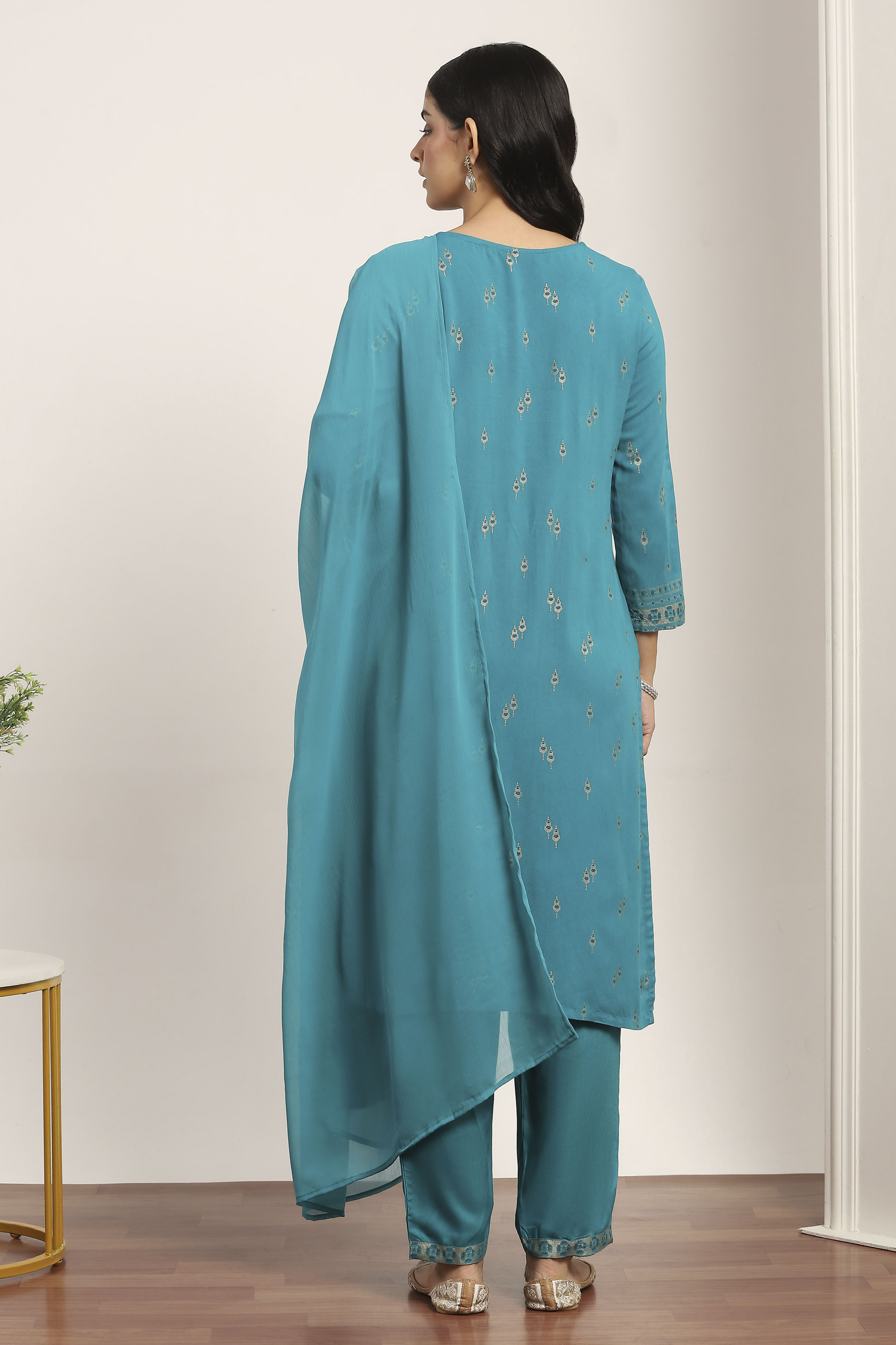 Red Rayon Straight Suit Sets image number 4