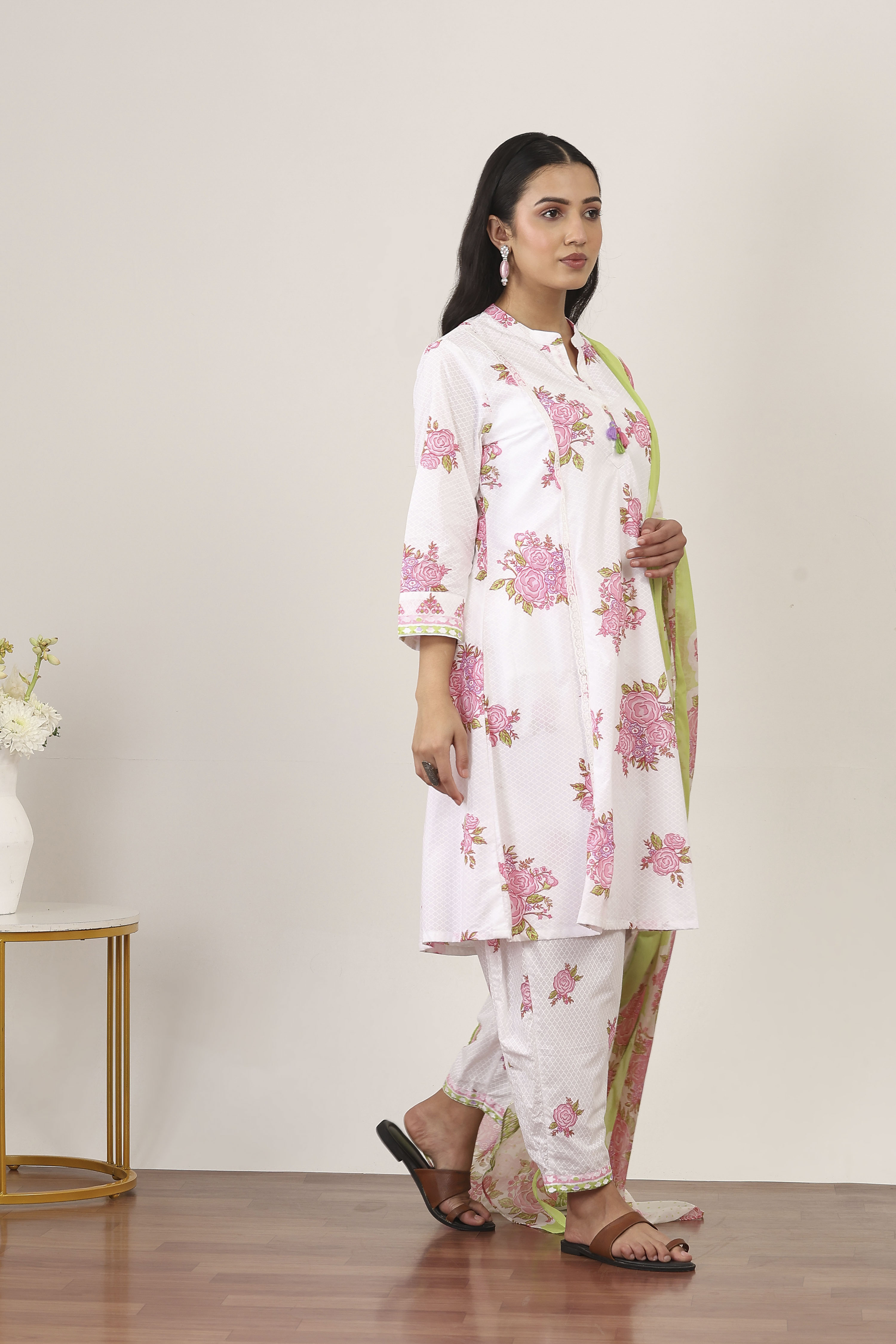 White Cotton A-Line Suit Sets image number 5