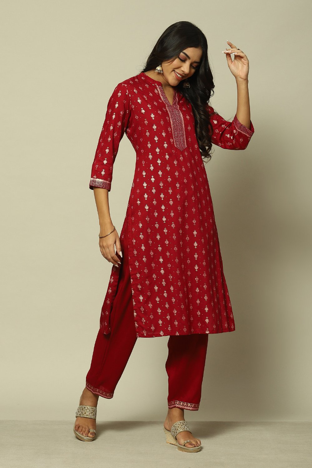 Pink LIVA Straight Printed Kurta Palazzo Suit Set image number 5