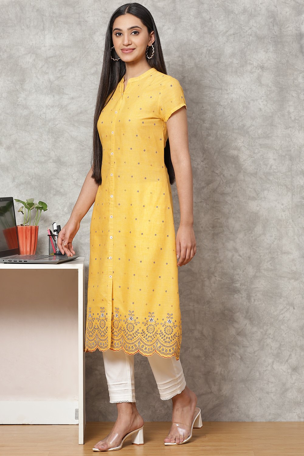 Mustard Art Silk Straight Kurta image number 2