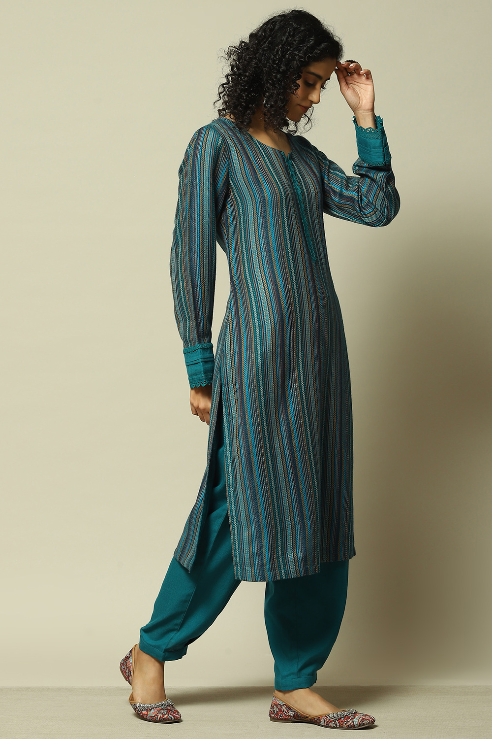 Teal Acrylic Straight Yarndyed Kurta Palazzo Suit Set image number 5