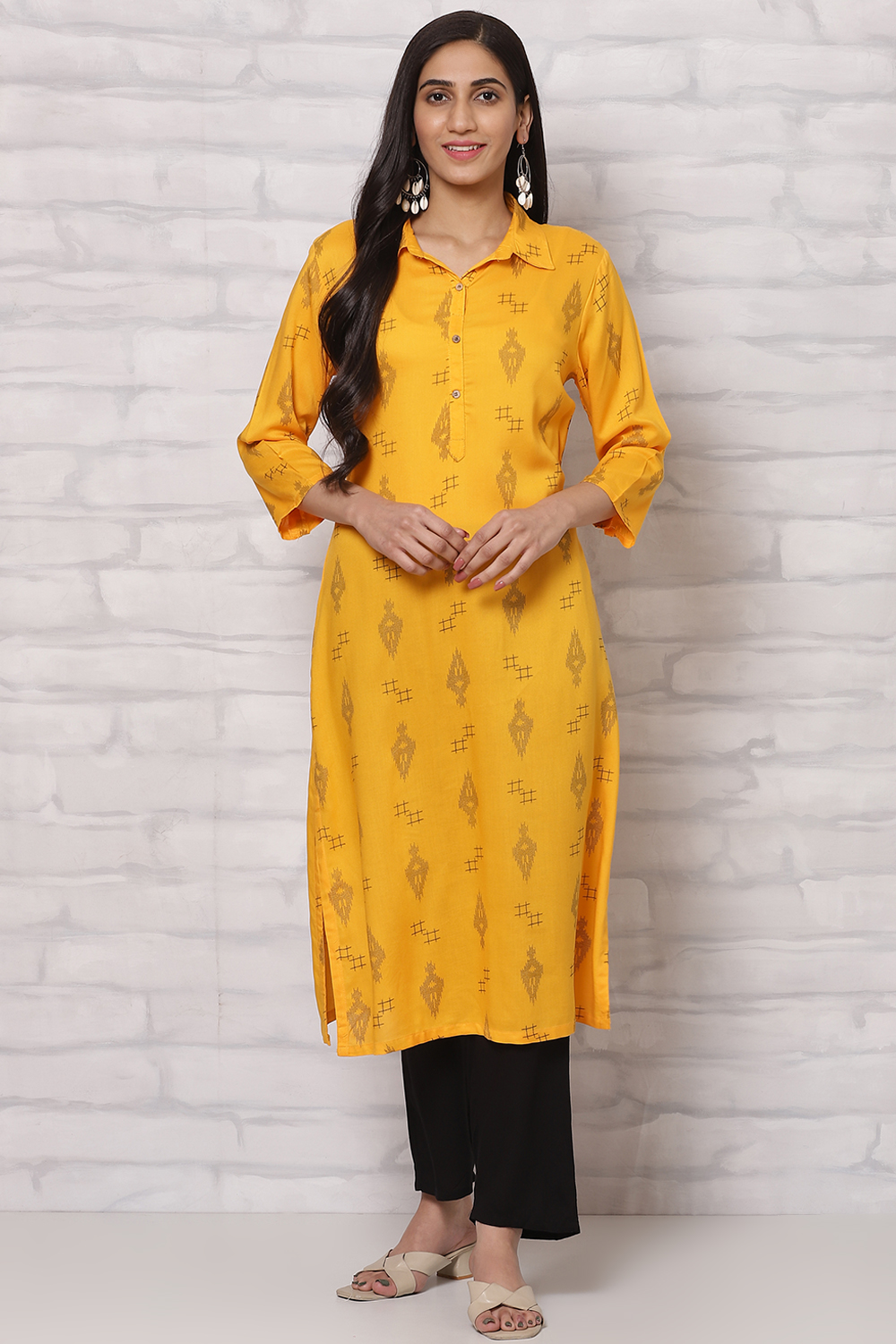 Off White LIVA Straight Kurta image number 0