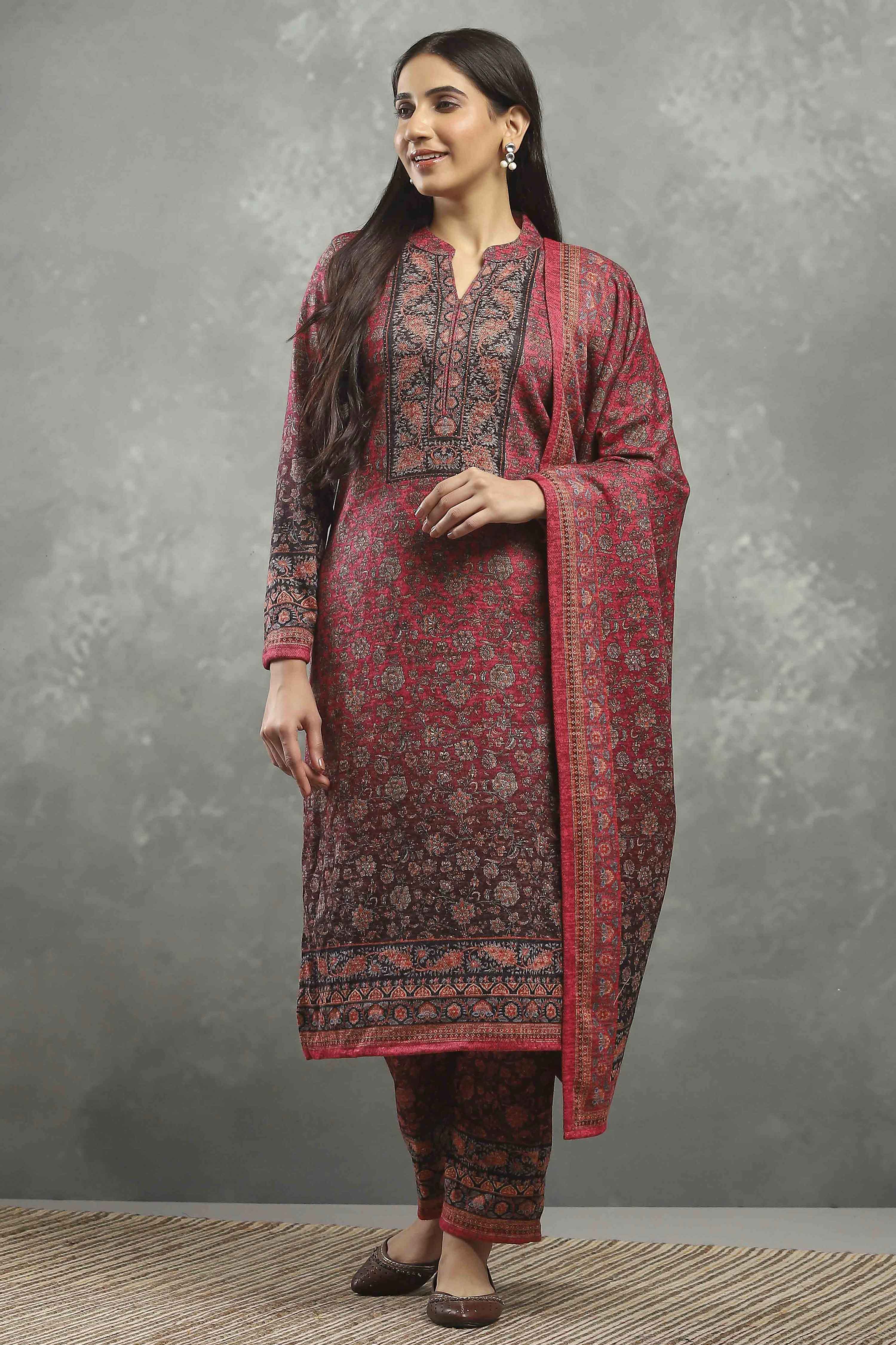 Pink Polyester Printed Straight Suit Set image number 6