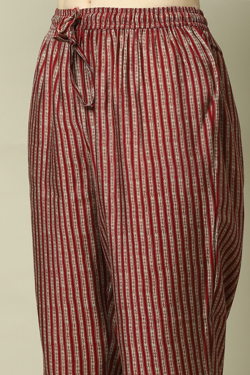 Navy Blue Viscose Printed Straight Kurta Set image number 2