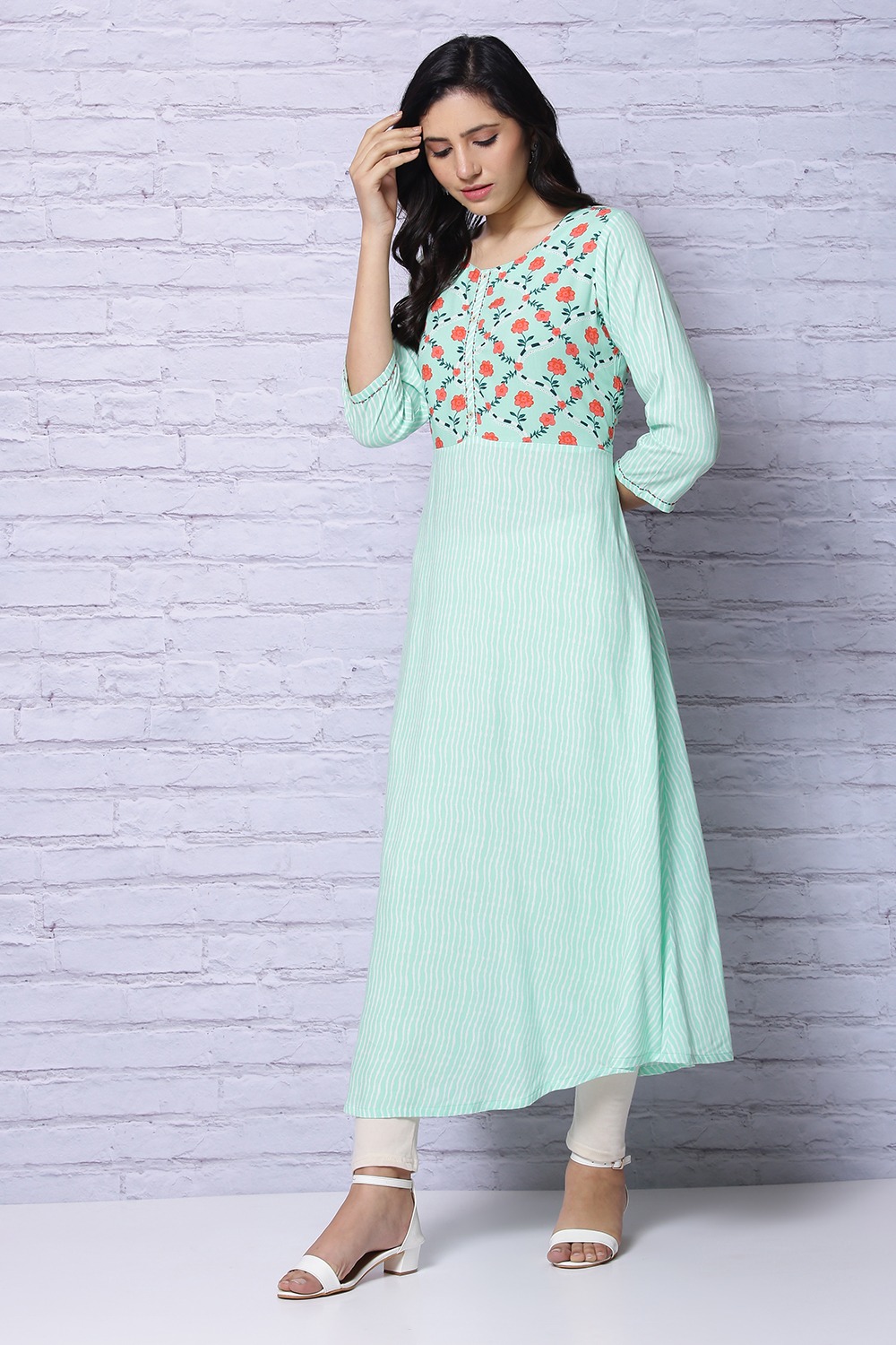 Mint Green Viscose Rayon A Line Kurta image number 4