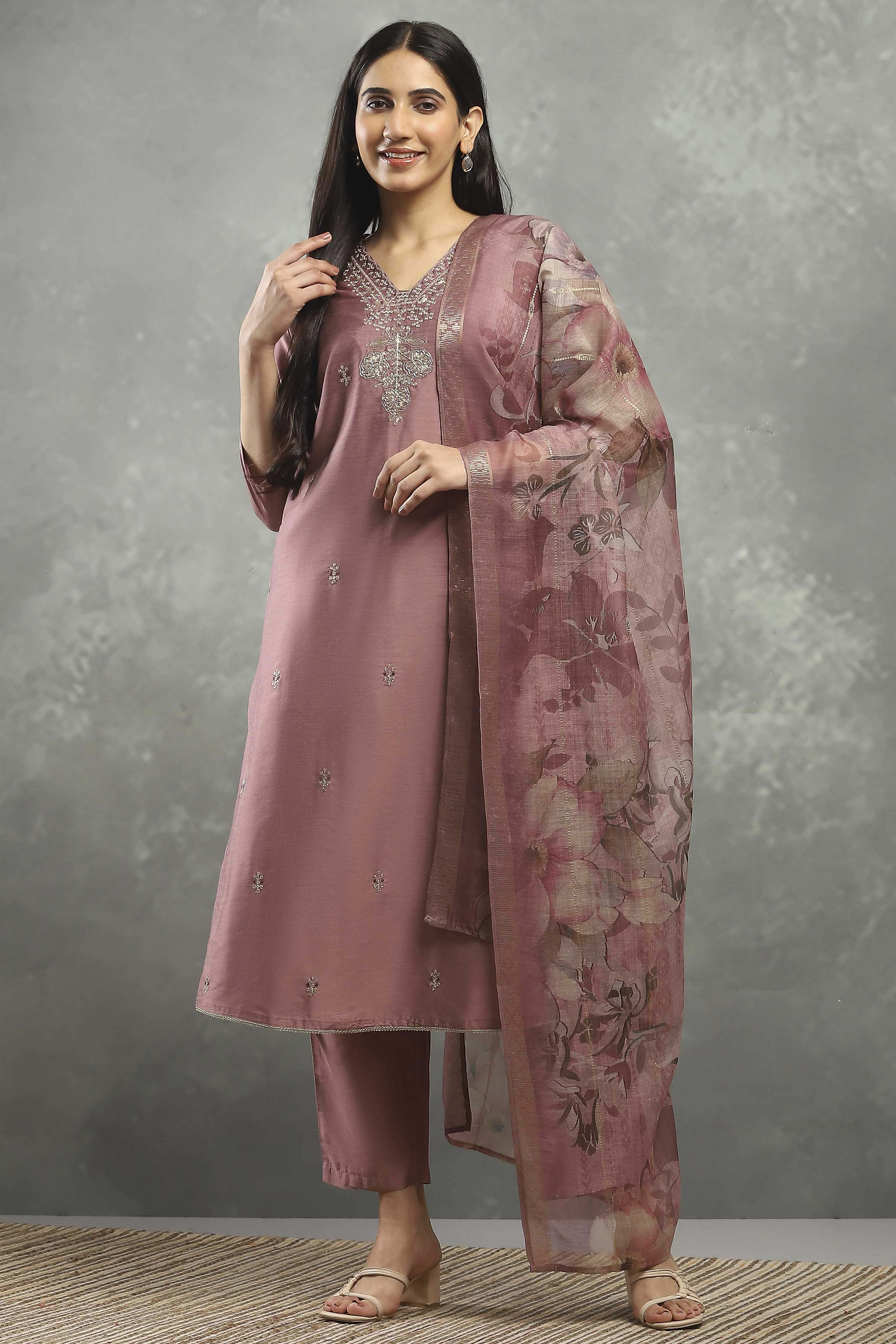 Rose Pink Viscose Blend Solid Straight Kurta Pants Set image number 6