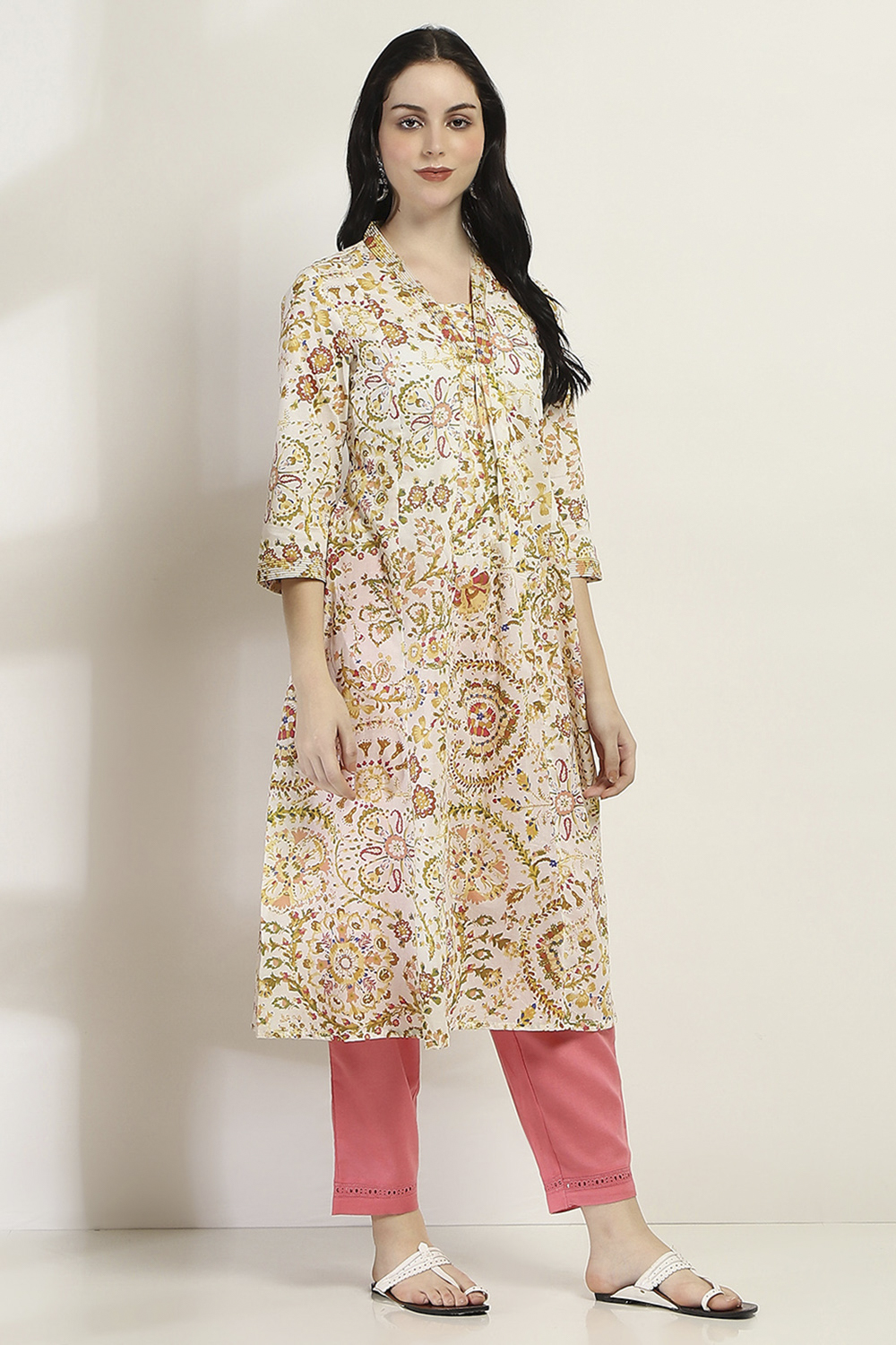 Yellow Cotton Kalidar Kurta image number 4
