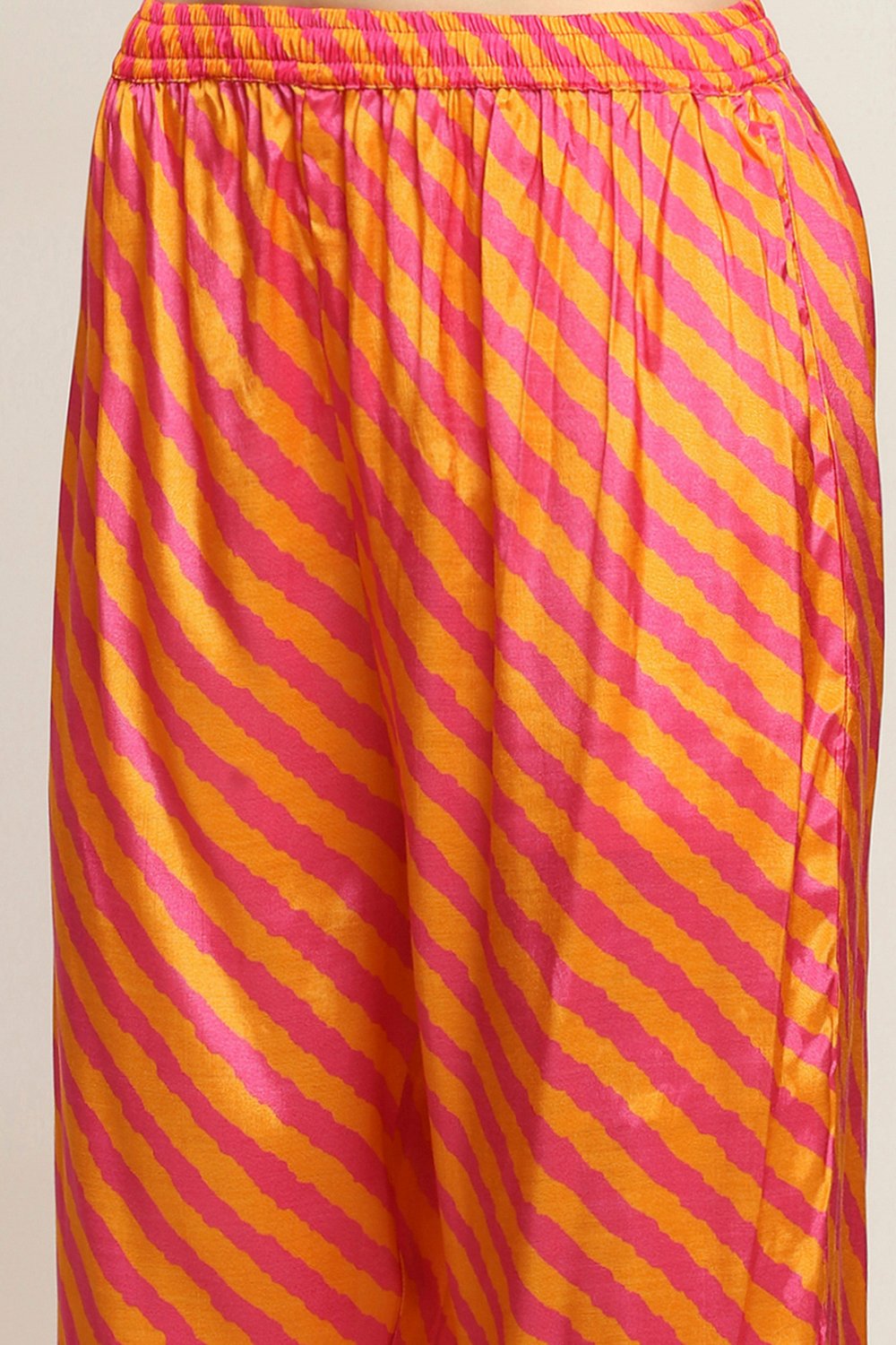 Gold Viscose Straight Set image number 2