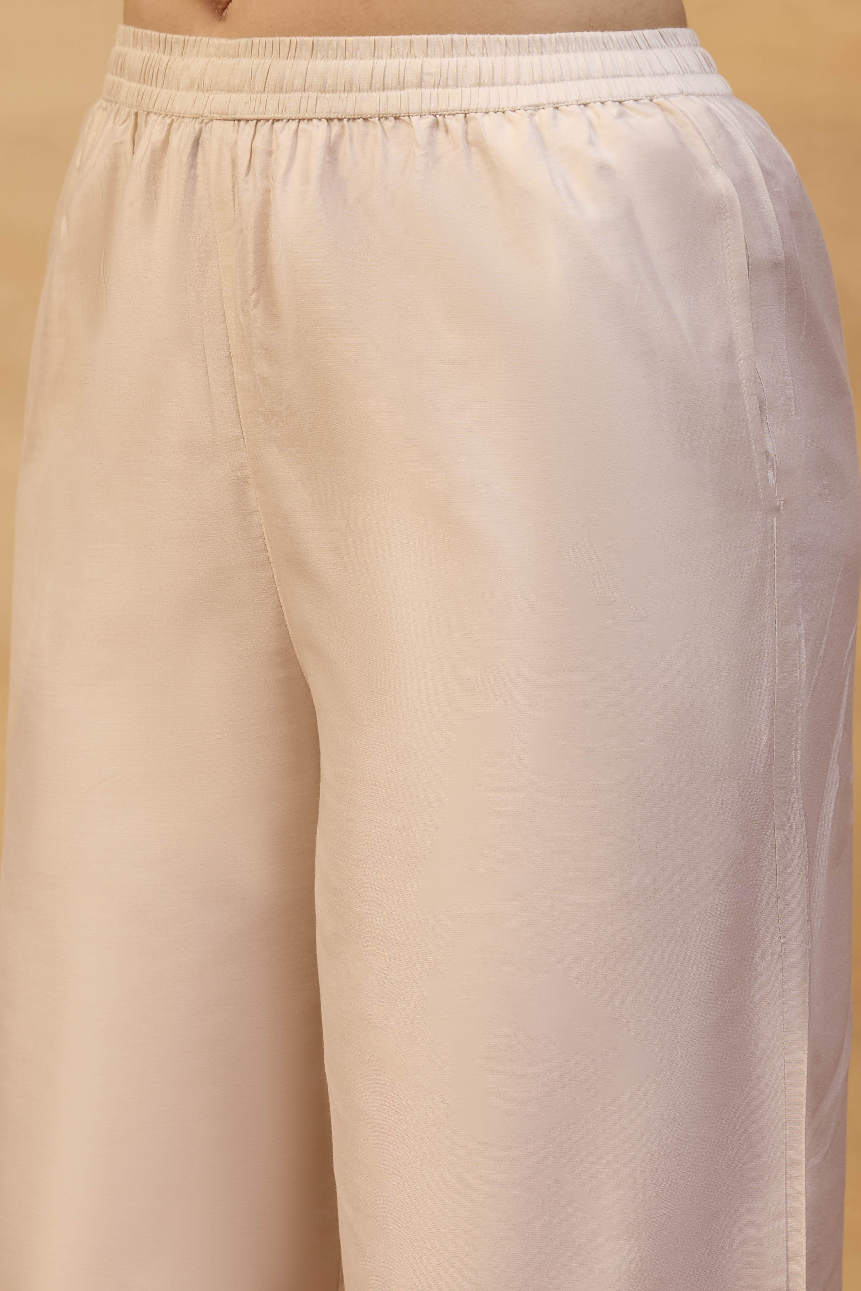 Off White Viscose Blend Straight Printed  image number 2
