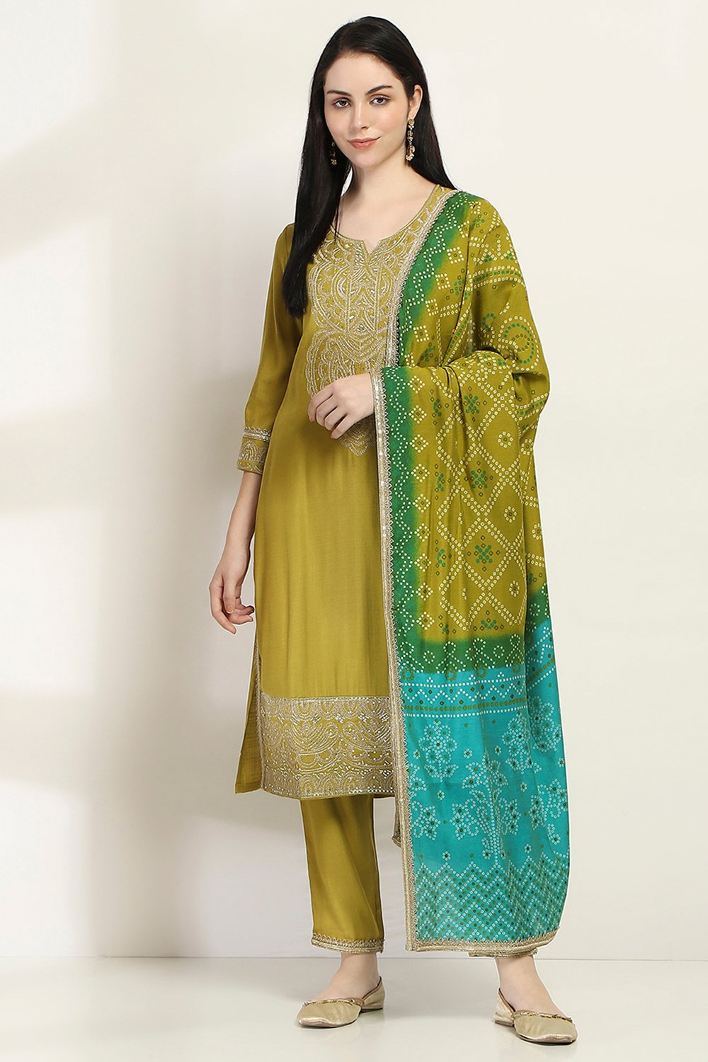 Lime Viscose Blend Straight Set image number 6