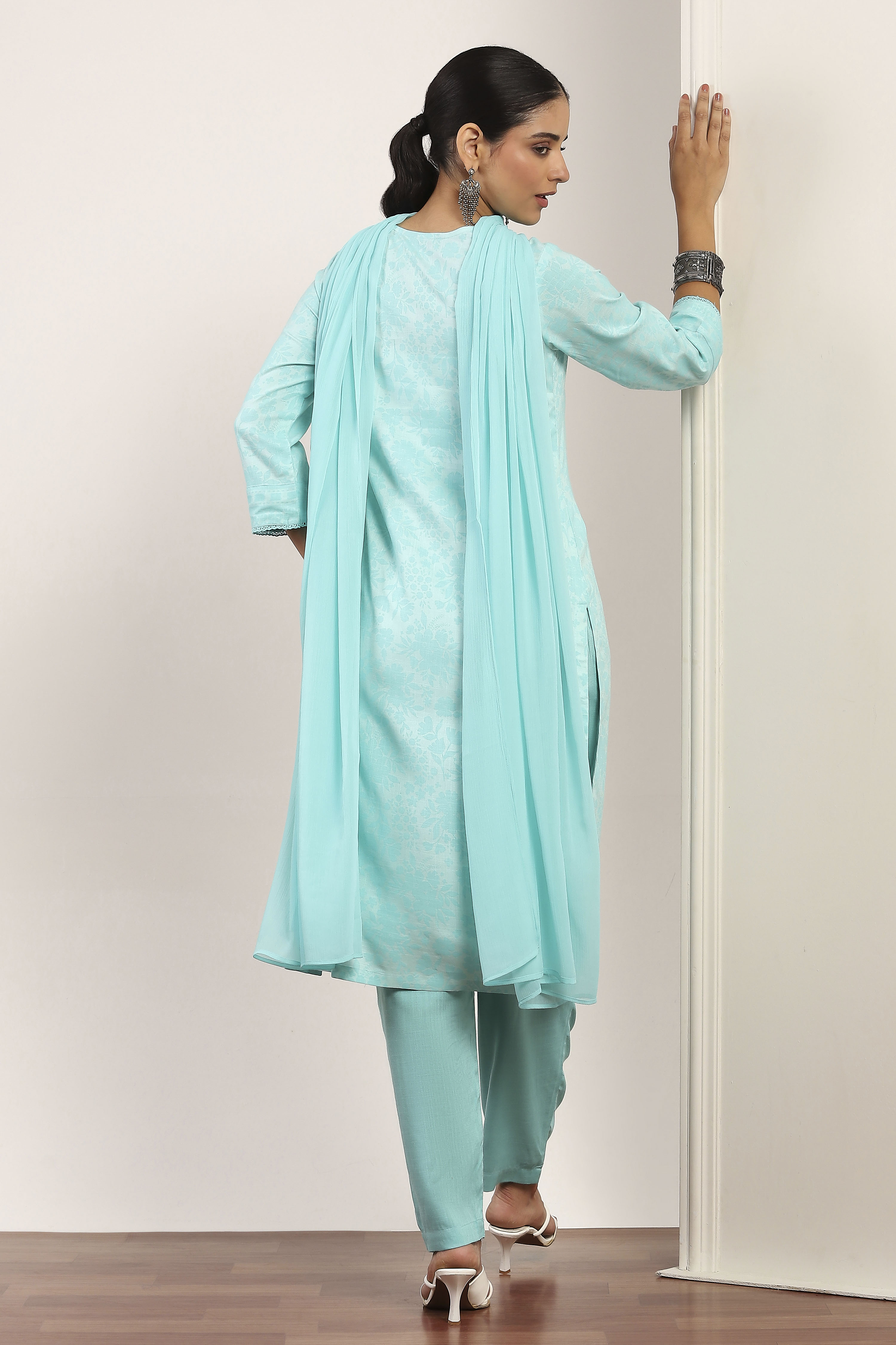 Blue Rayon Straight Suit Sets image number 4