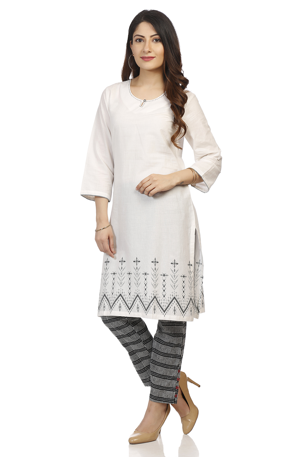White Straight Cotton Kurta image number 3