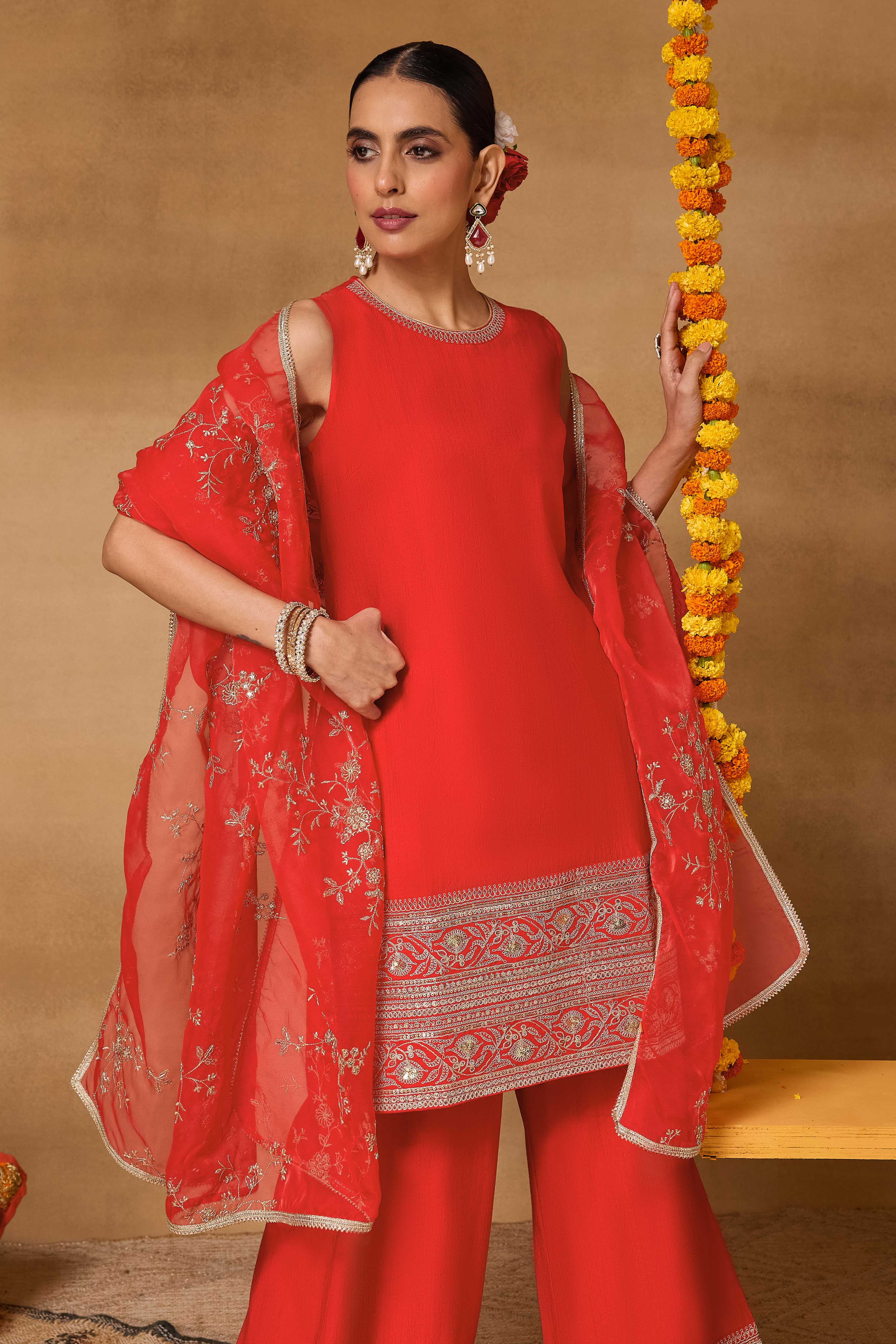 Pink Viscose Blend Straight Solid Suit Set image number 8