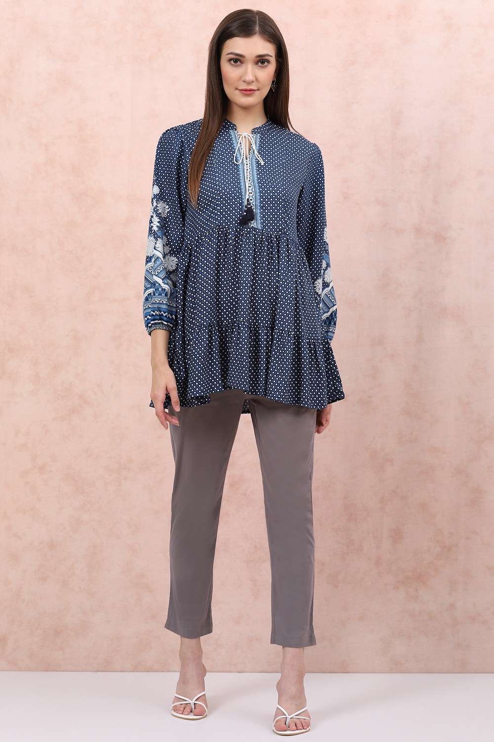 Grey Cotton Slim Pants image number 5
