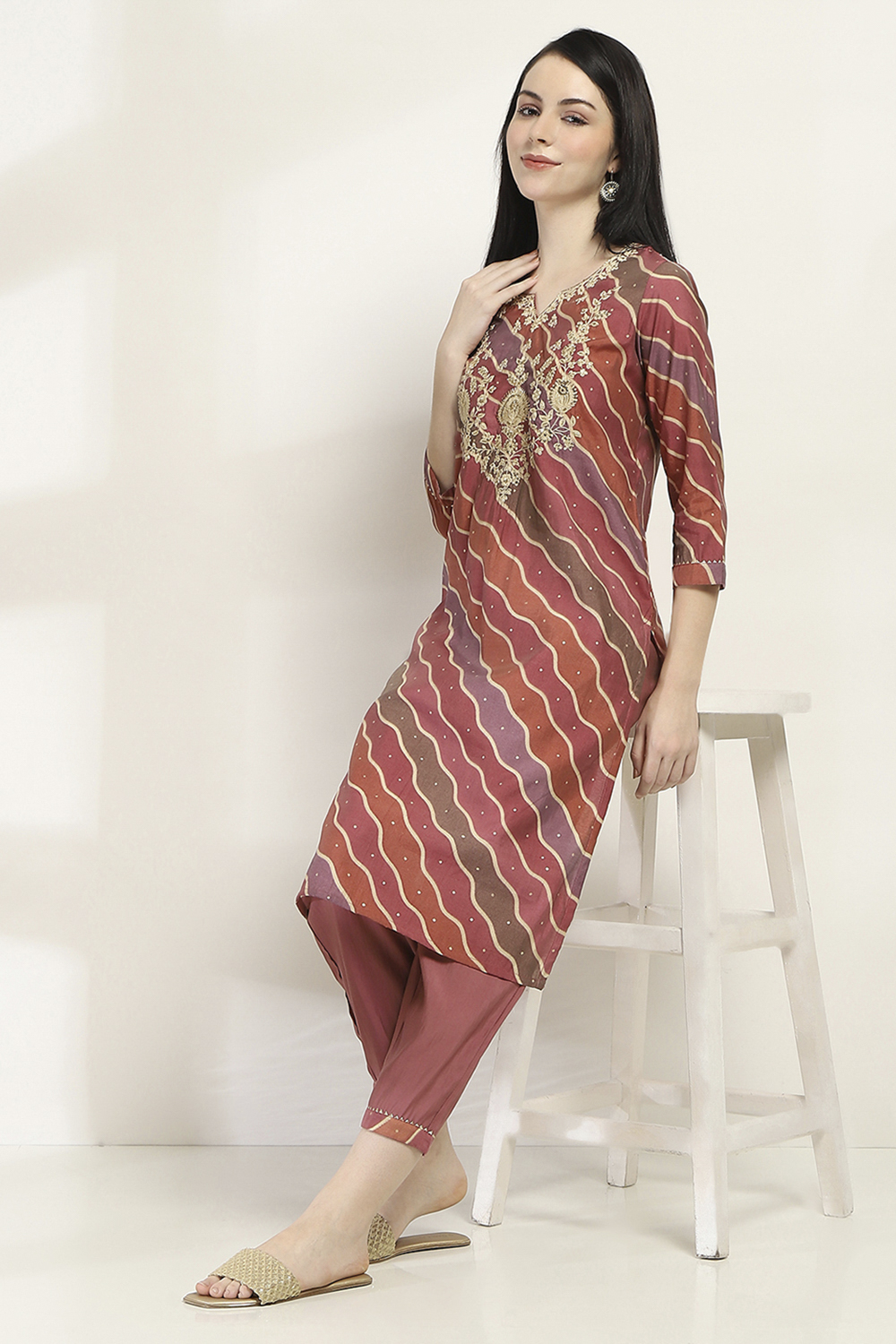 Olive Viscose Blend Straight Set image number 0