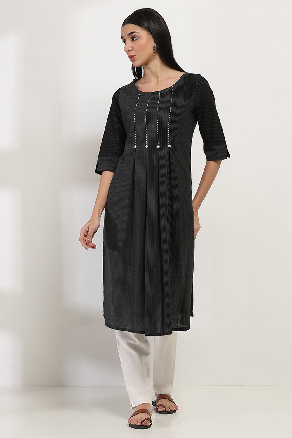 Black Cotton Straight Kurta image number 2