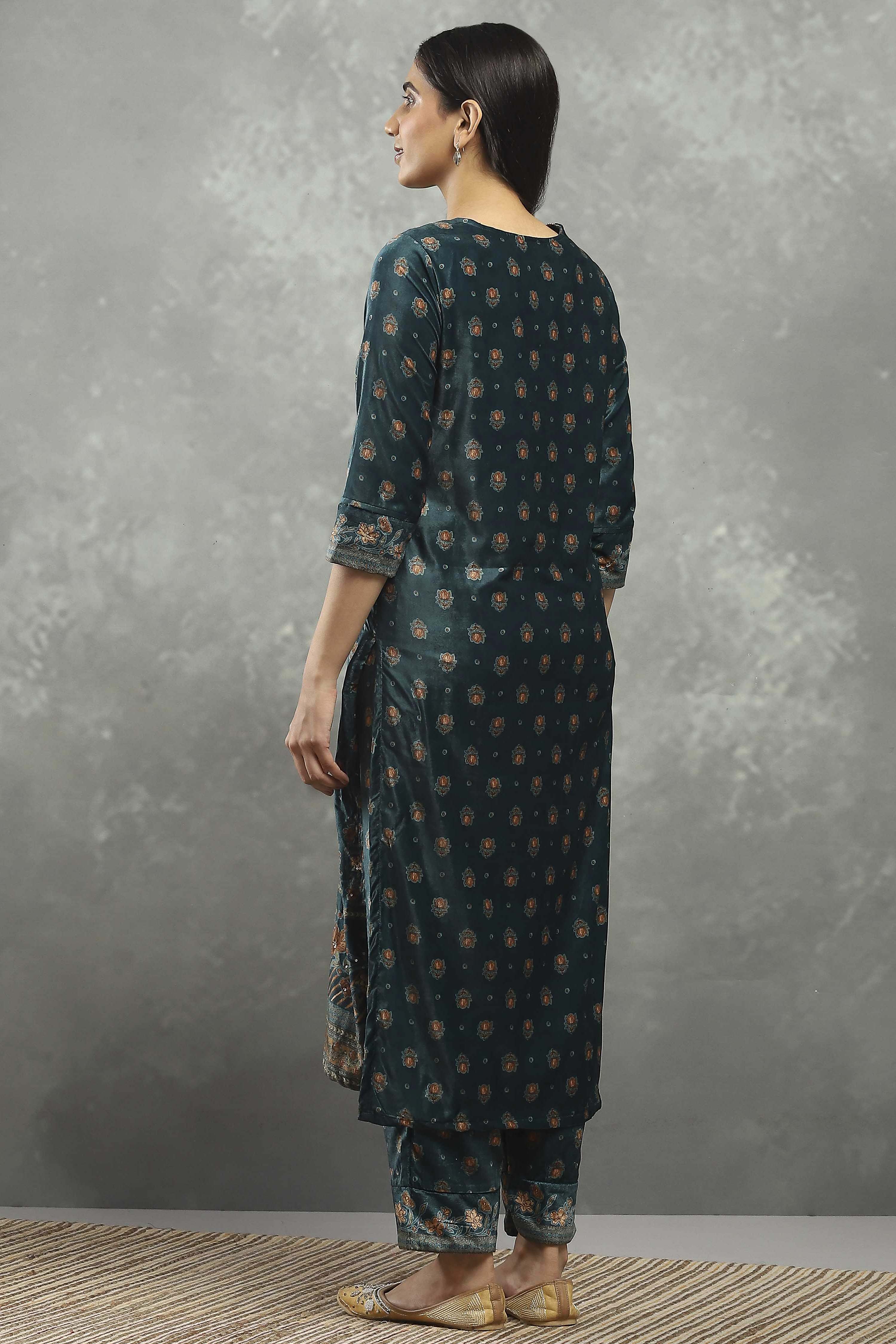 Green Polyester Printed Straight Suit Set image number 4