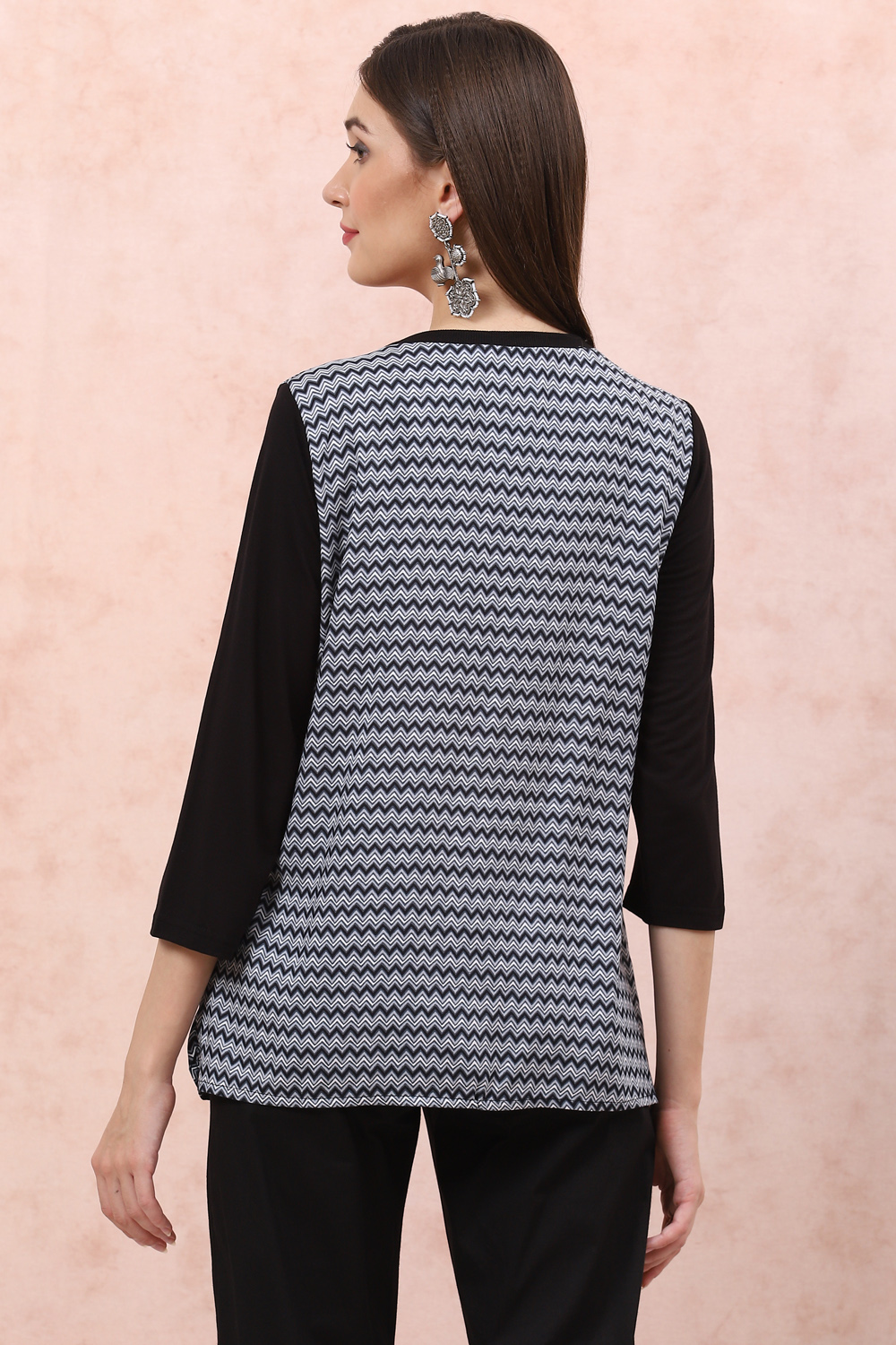 Black LIVA Straight Top image number 4