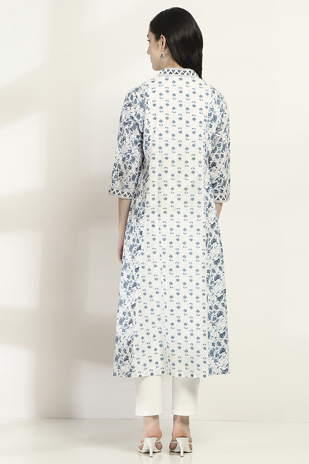 White Cotton A-Line Kurta image number 3