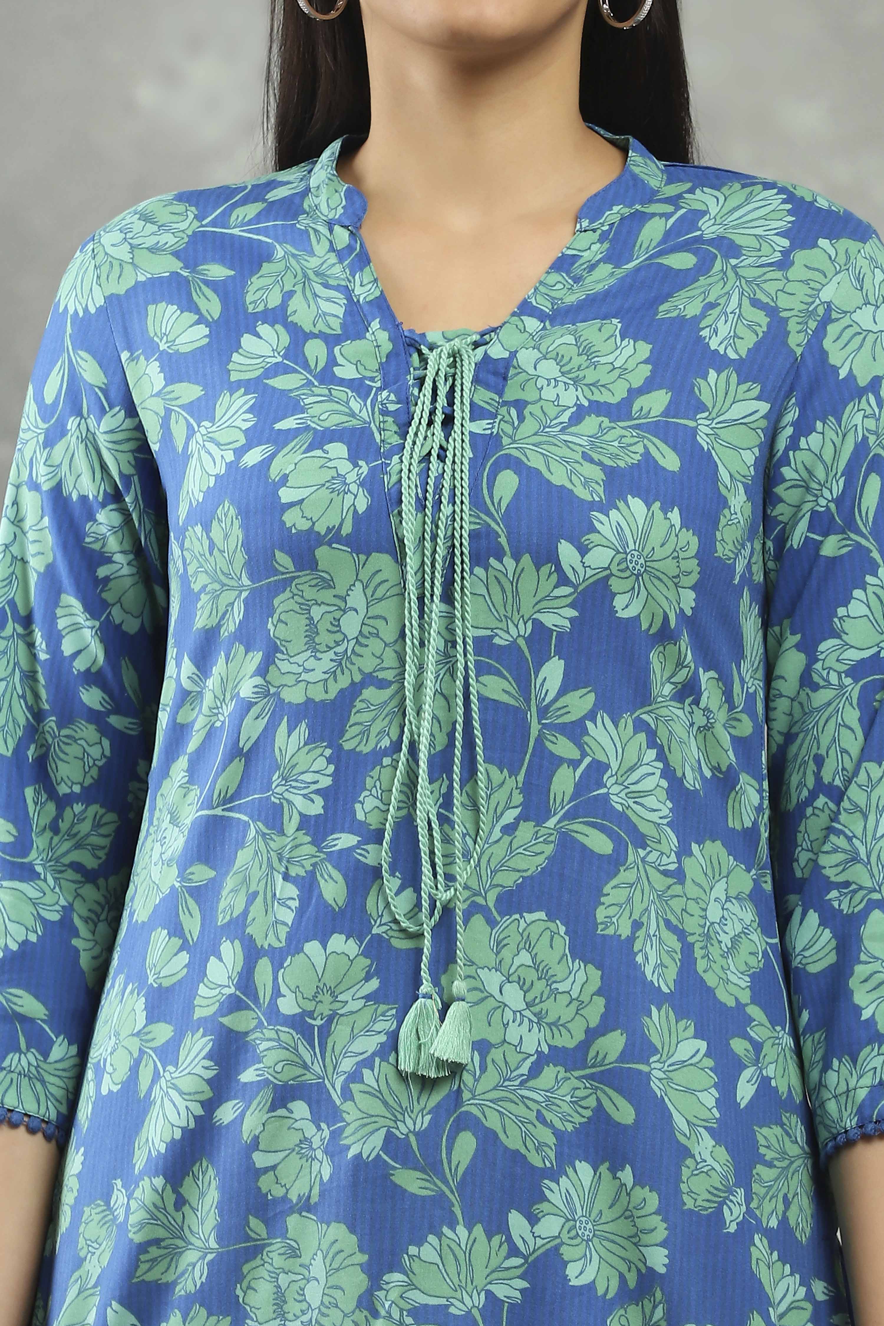 Green Viscose Straight Kurta Pants Set image number 1