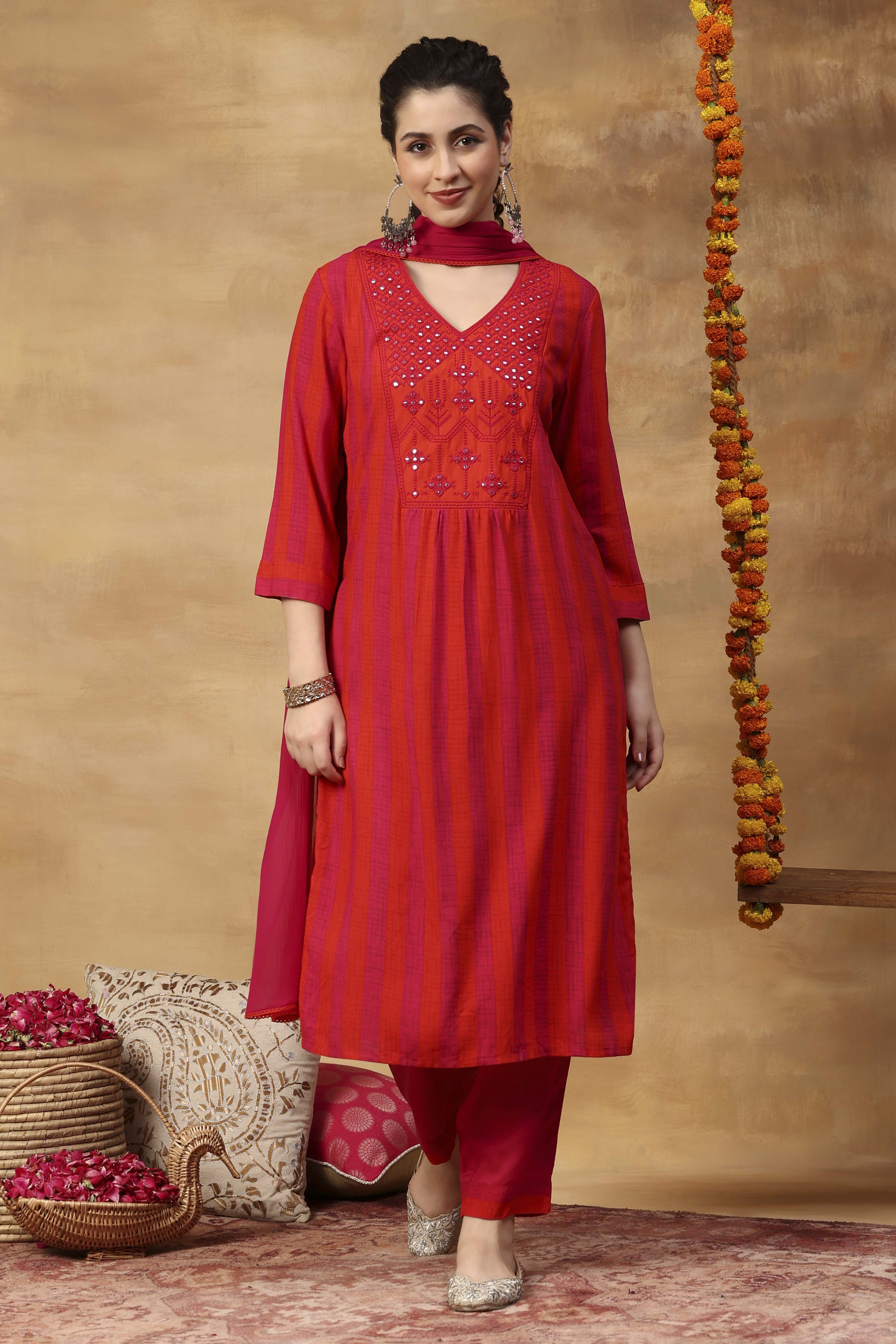Fuchsia Printed Viscose Rayon Straight Kurta Set image number 6