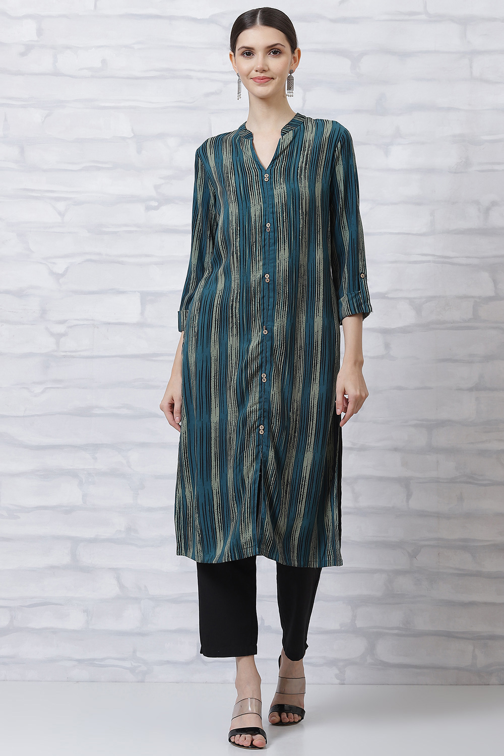 Blue LIVA Straight Kurta image number 0