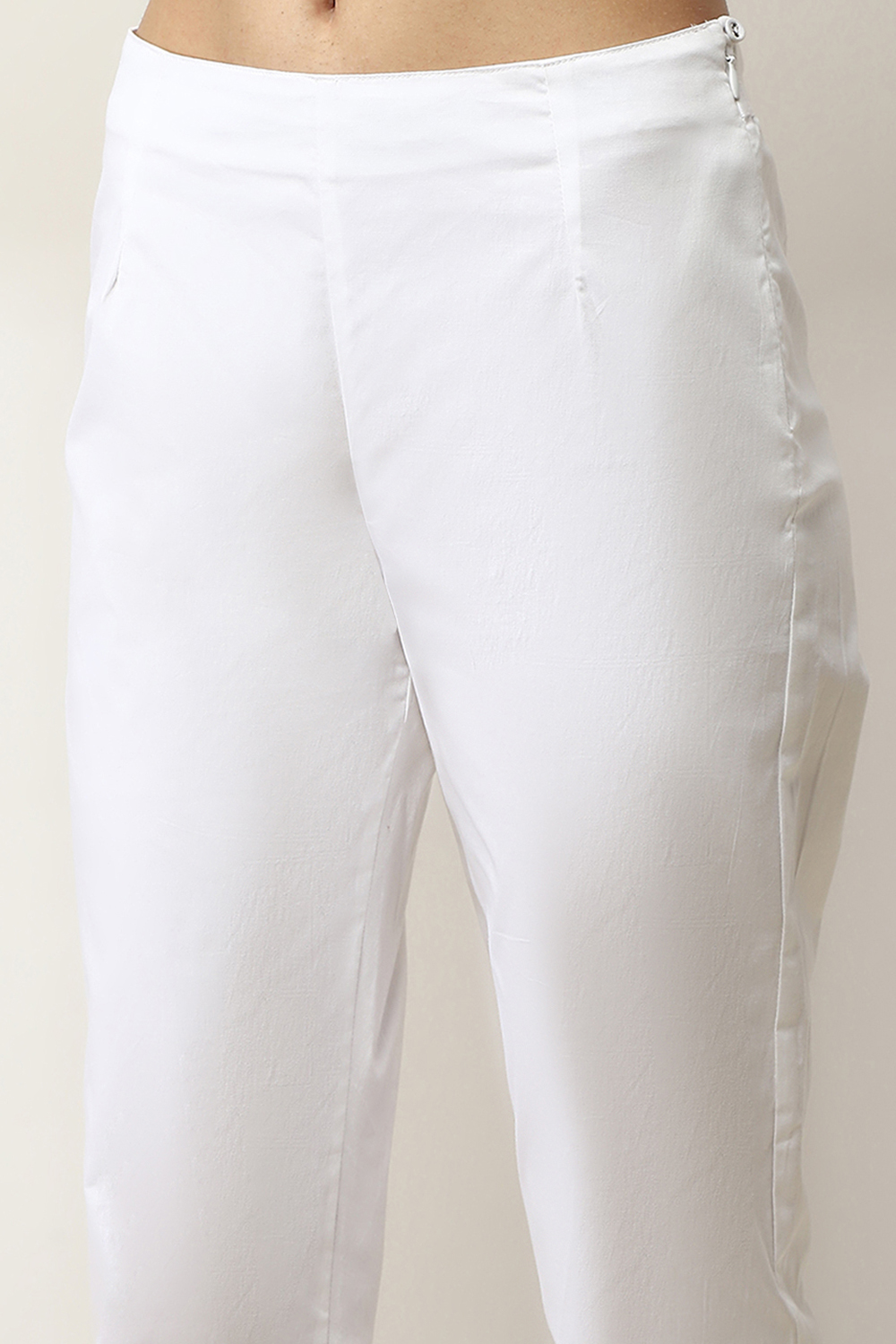 White Viscose Solid Regular Pants image number 1
