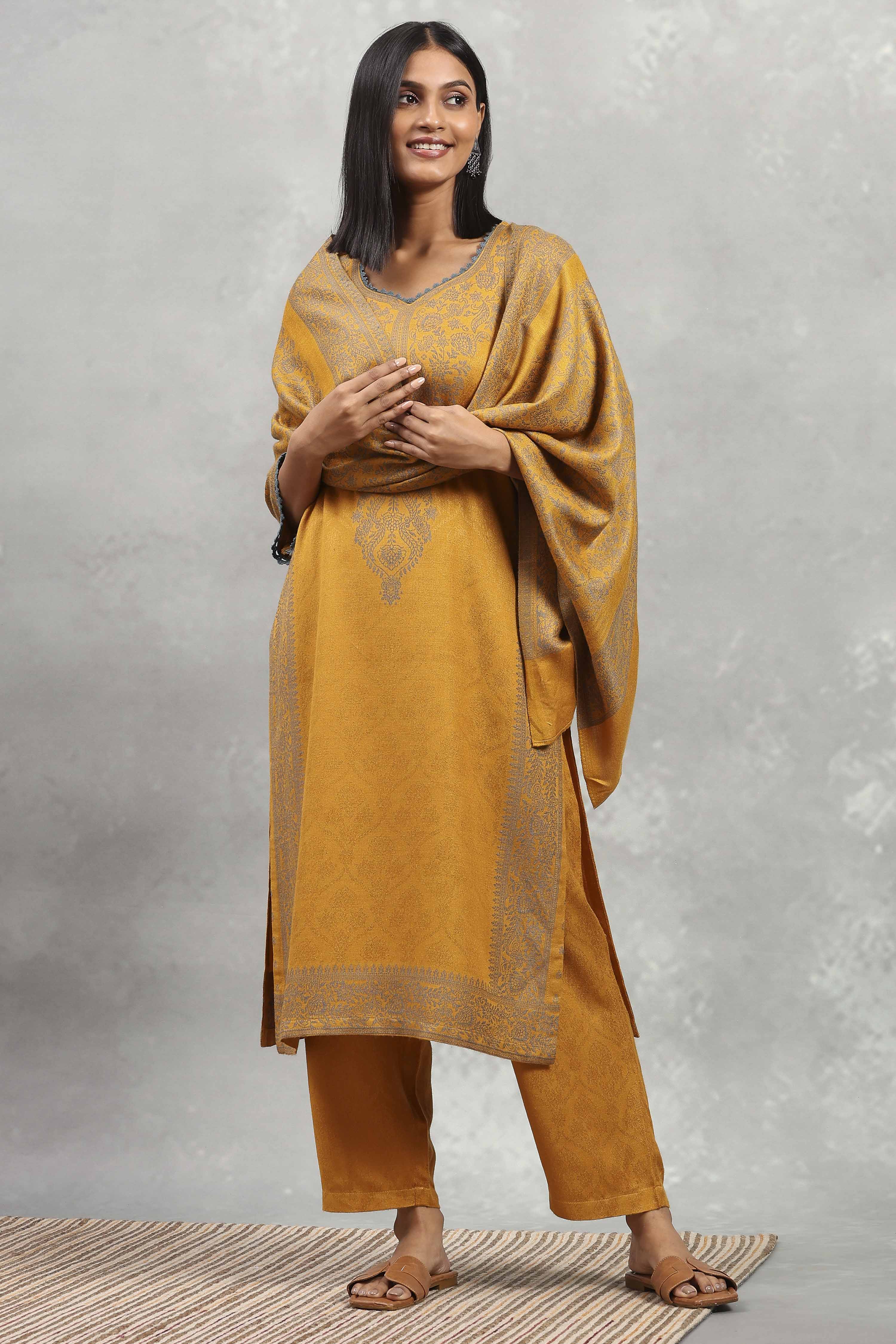 Yellow Polyester Yarndyed Straight Suit Set image number 8